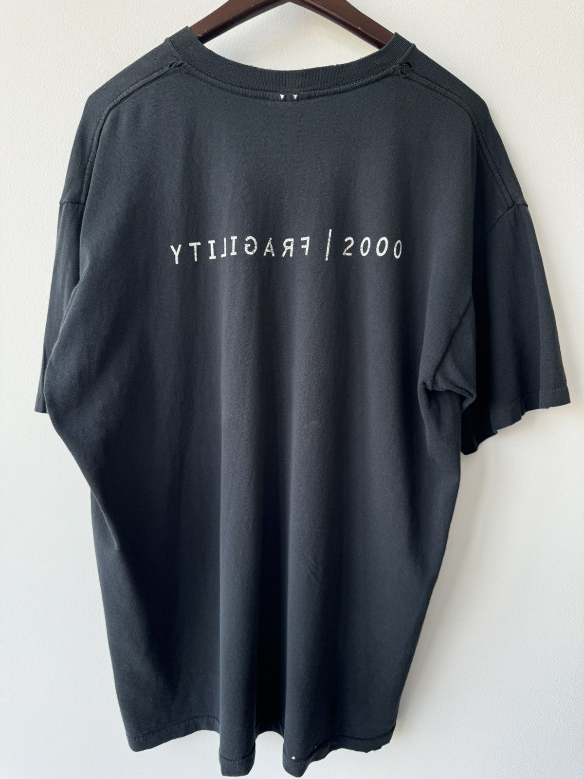 Vintage VINTAGE NINE INCH NAILS 2000 FRAGILITY TOUR T SHIRT Size US XL / EU 56 / 4 - 2 Thumbnail