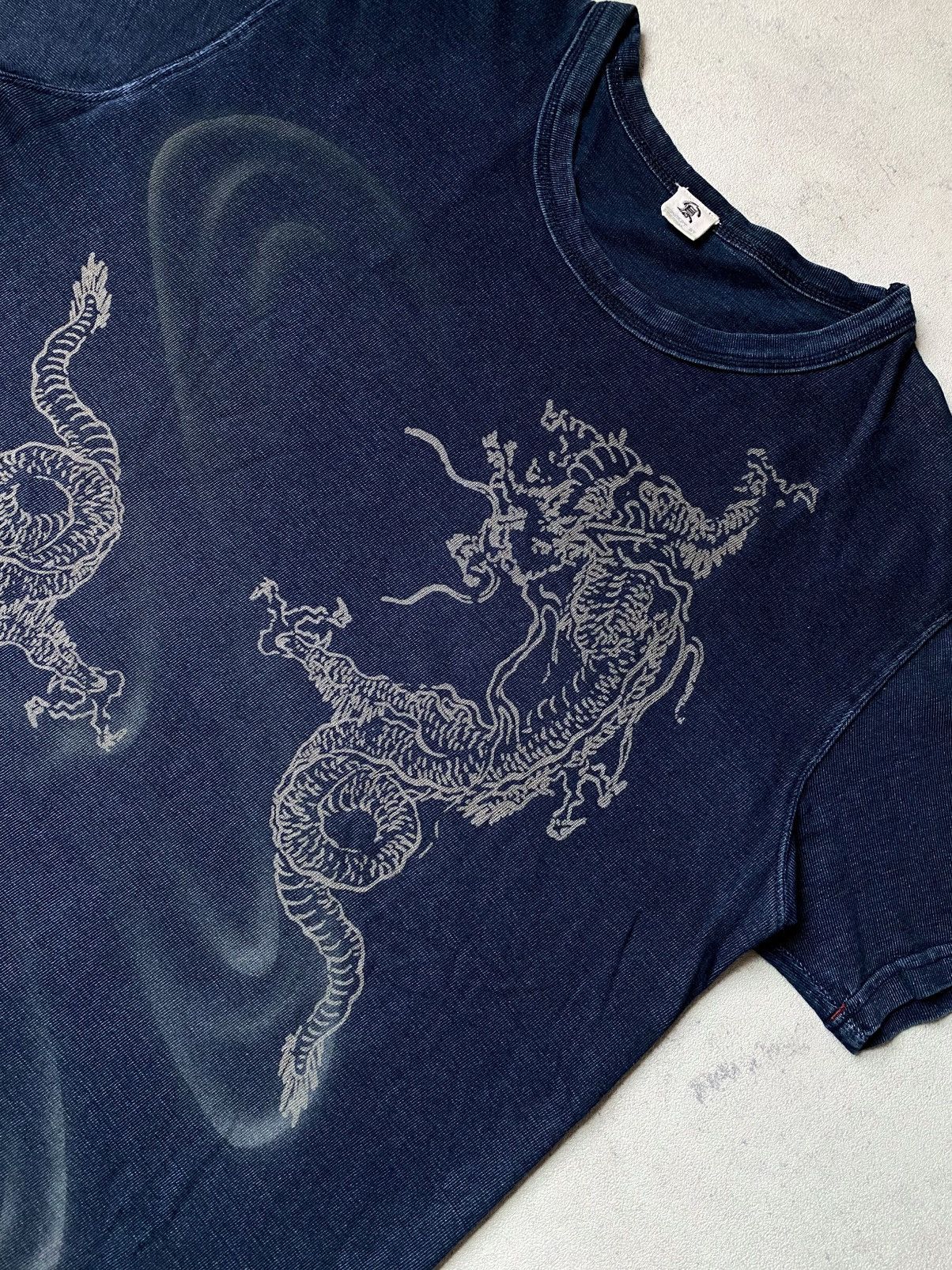 Japanese Brand Vintage Eternal Japan Indigo Blue Dragon Sukajan Tshirt Size US L / EU 52-54 / 3 - 4 Thumbnail