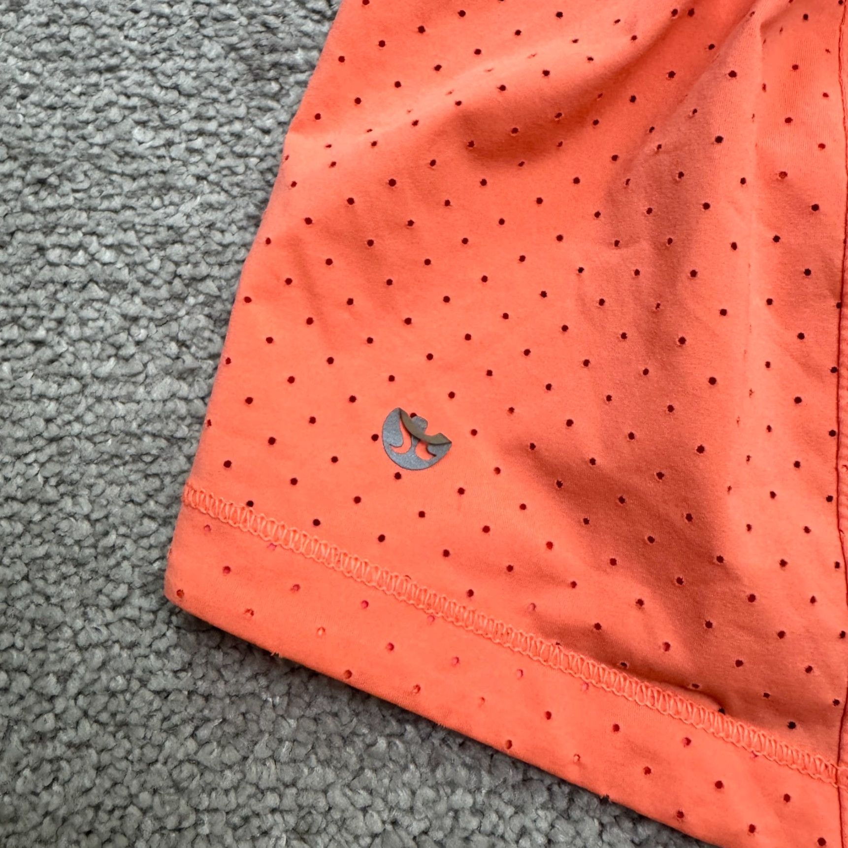 Lululemon Lululemon Hotty Hot Shorts 4 Orange Perforated Athletic Active Run Running Women Size 27" / US 4 / IT 40 - 3 Thumbnail