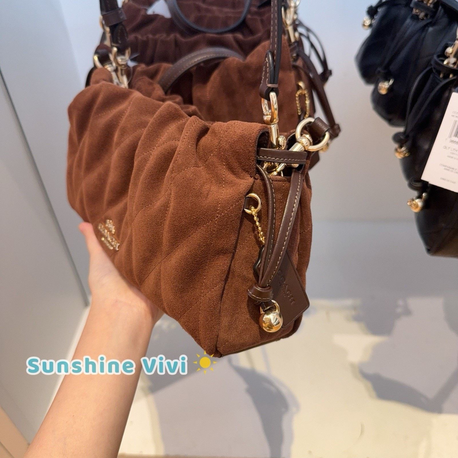 Coach NWT Coach aye Shoulder Bag CCZ55 Suede smooth leather Gold Size ONE SIZE - 3 Thumbnail