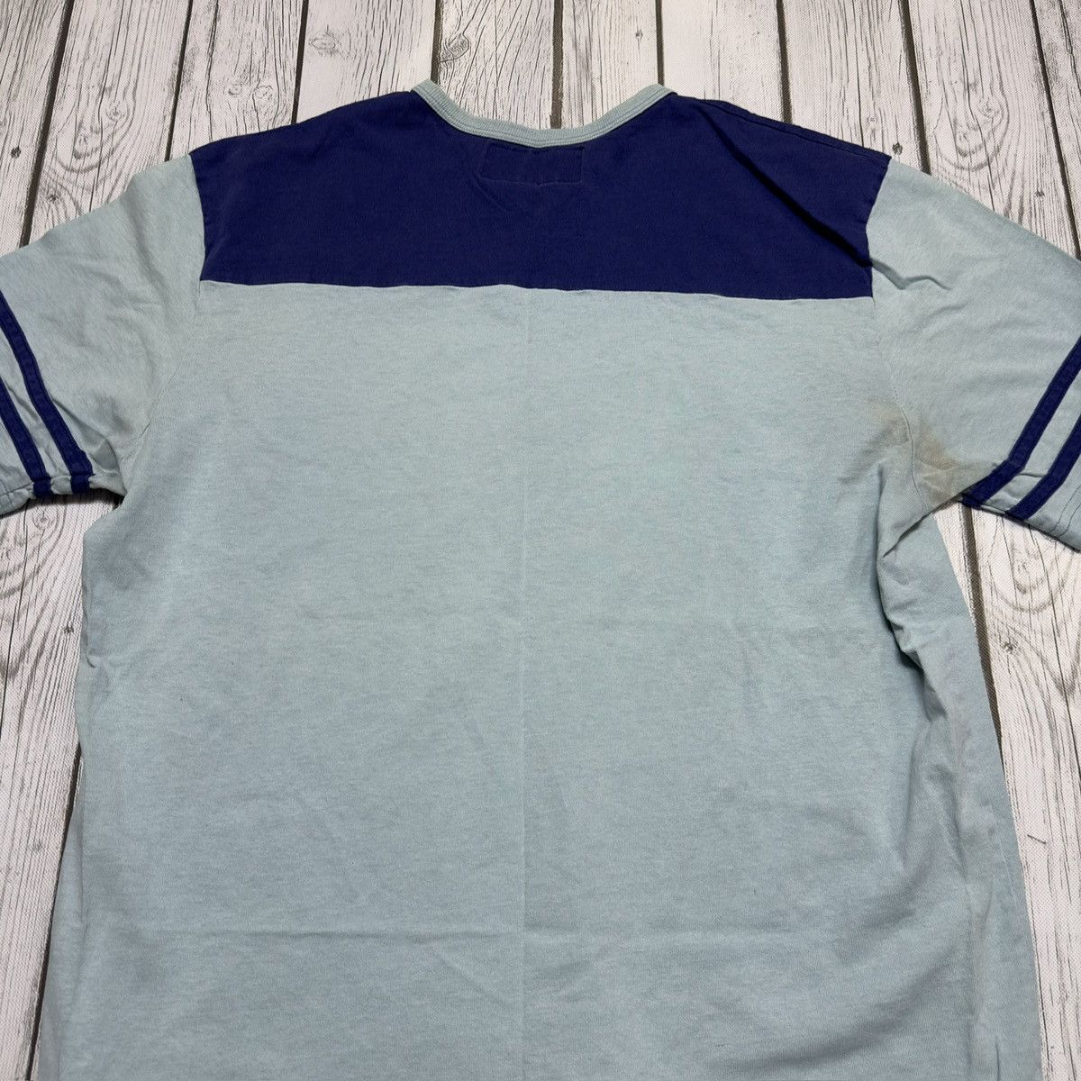 Guess × Vintage Vintage Guess tee Size US XL / EU 56 / 4 - 4 Thumbnail