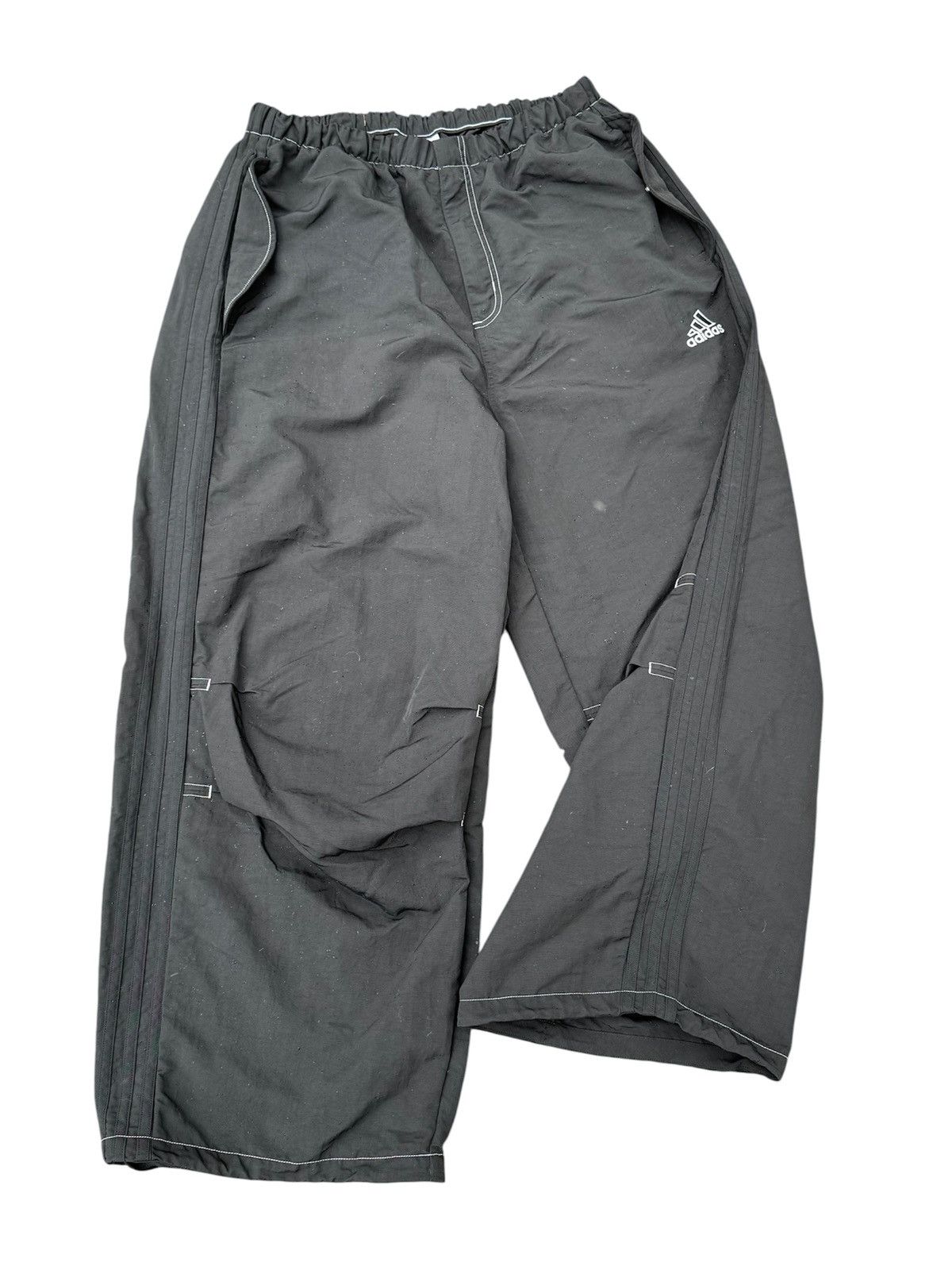 Adidas Adidas black on black striped baggy track pants Size US 30 / EU 46 - 2 Thumbnail
