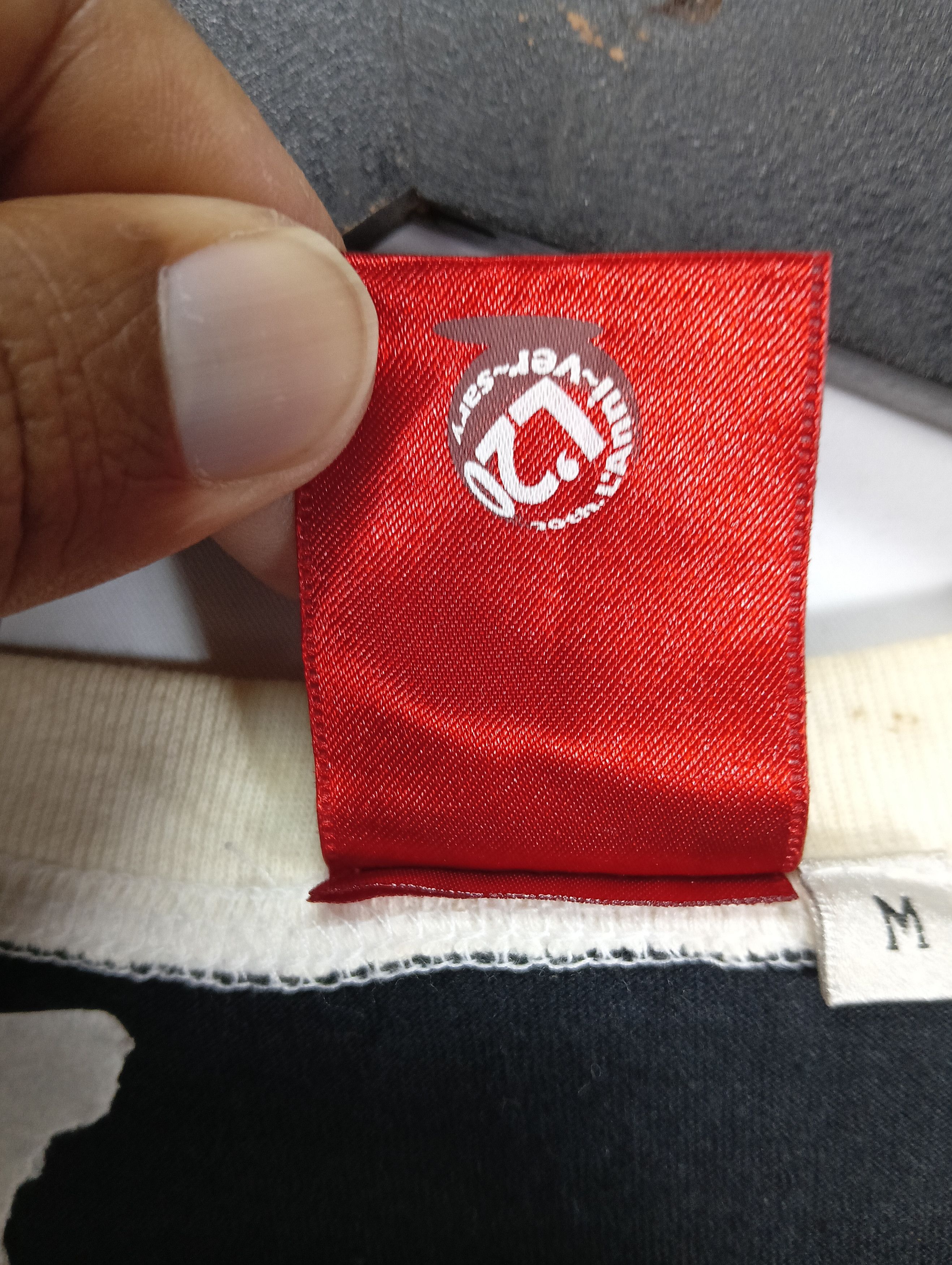 Japanese Brand MAVERICK 20TH ANNYVERSERY TEE Size US S / EU 44-46 / 1 - 6 Thumbnail
