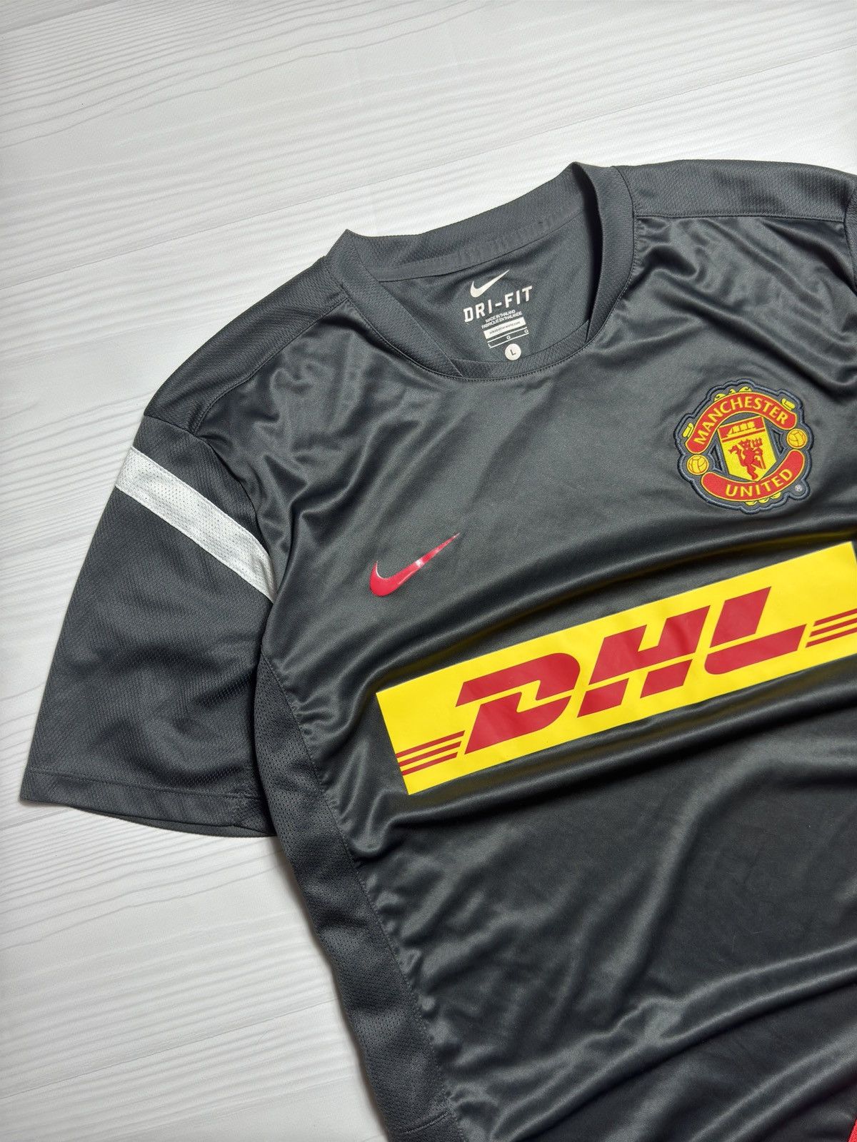 Nike × Vintage Vintage Nike Manchester United dhl soccer jersey drill uk Size US L / EU 52-54 / 3 - 3 Thumbnail
