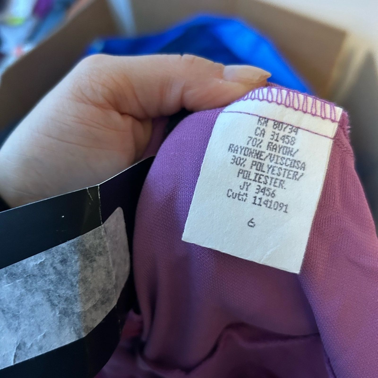 Bcbgmaxazria NWT BcbgMaxazria Vintage Fuchsia Flowy Skirt Size 28" / US 6 / IT 42 - 4 Thumbnail