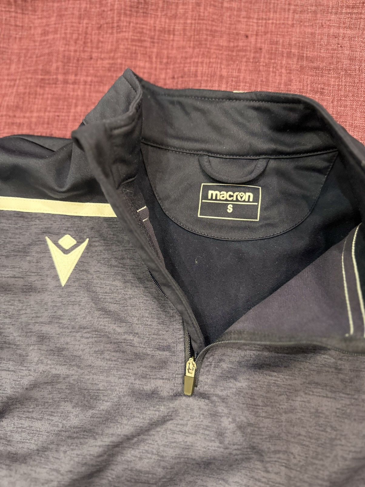 Designer × Macron Windsor FC Macron Training 1/4 Zip Size US S / EU 44-46 / 1 - 12 Thumbnail