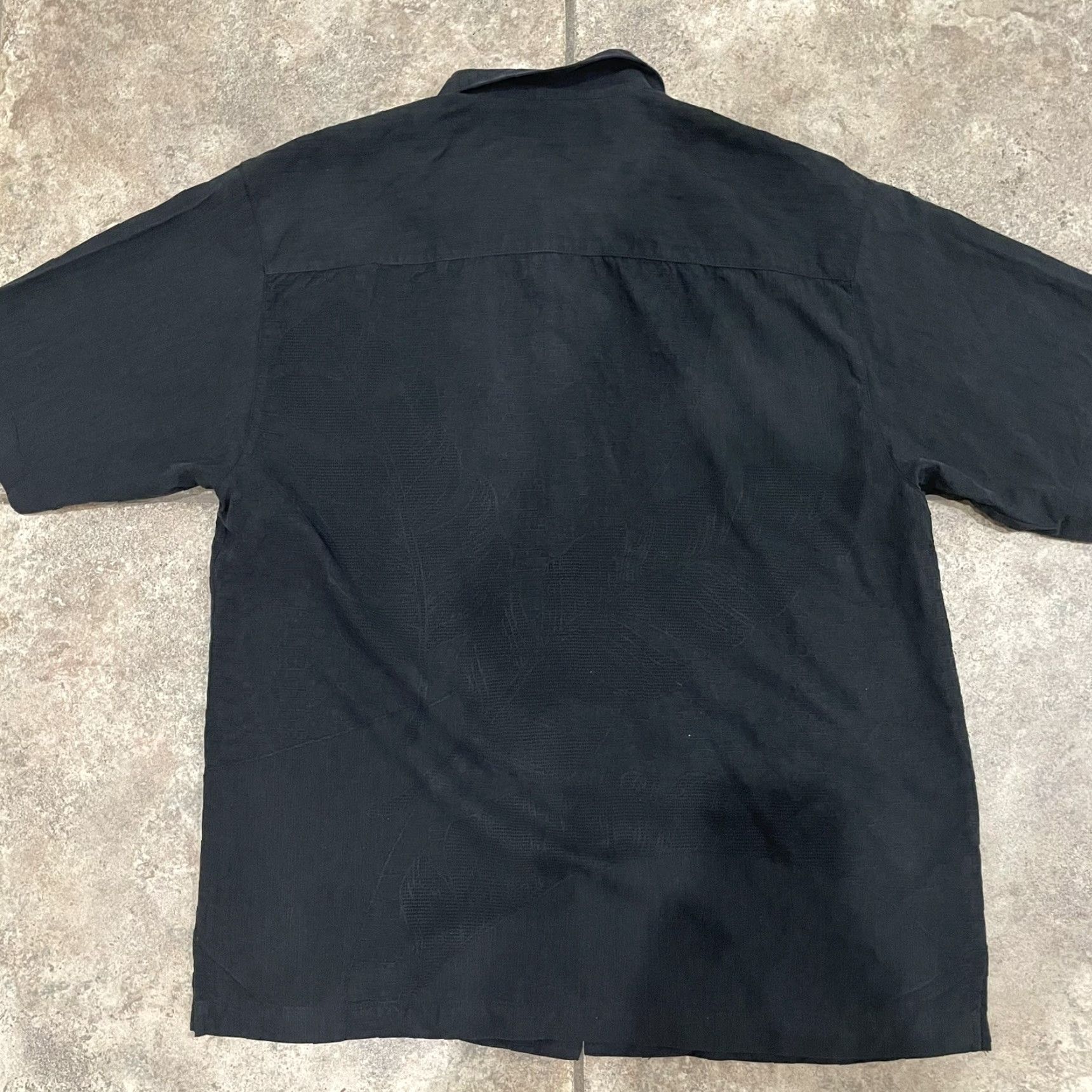 Tommy Bahama Tommy Bahama Men’s Black Silk Textured Short Sleeve Hawaiian Button-Up Shirt M Size US M / EU 48-50 / 2 - 5 Thumbnail