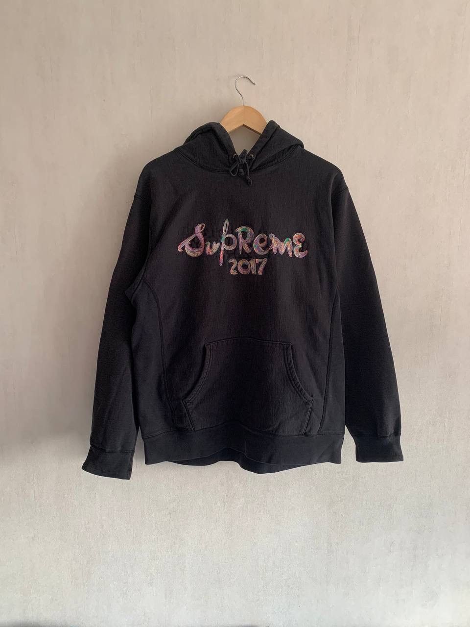 Supreme Hoodie Brush Logo 2017