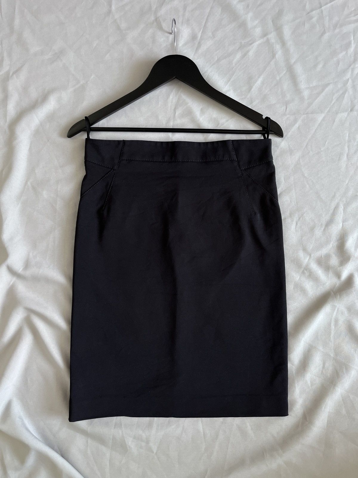 Gucci GUCCI Classic Midi Pencil Skirt Super Hot Classic Piece Size 30" / US 8 / IT 44 - 1 Thumbnail