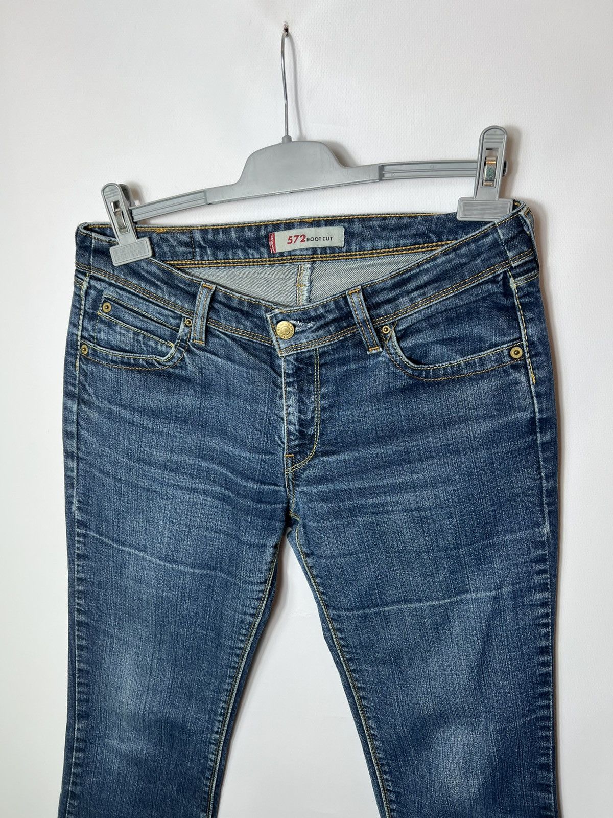 Levi's Vintage 00s y2k Levi’s 572 Boot Cut Womens Jeans Sz 32/32 Size 32" / US 10 / IT 46 - 2 Thumbnail