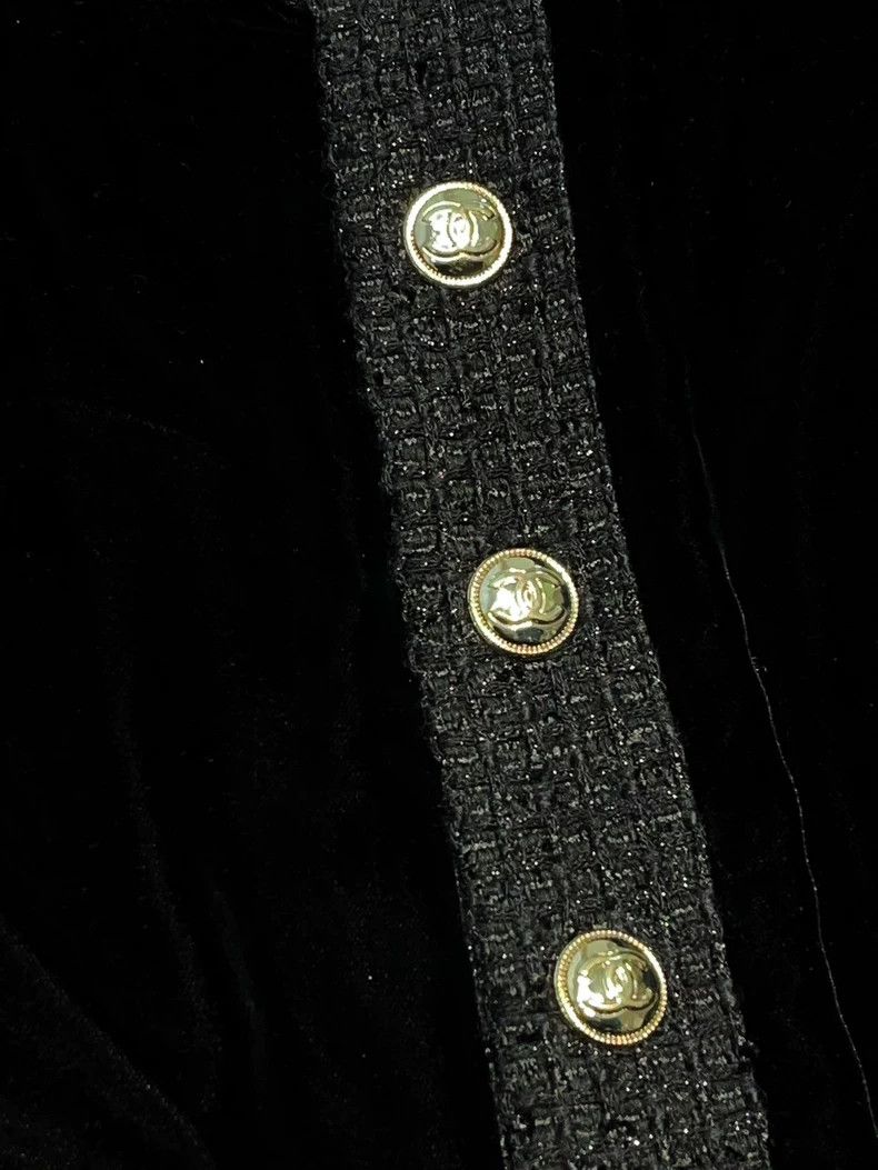 Chanel Chanel 20K Equestrian Series Black Gold Velvet Velvet Roun Size XS / US 0-2 / IT 36-38 - 3 Thumbnail
