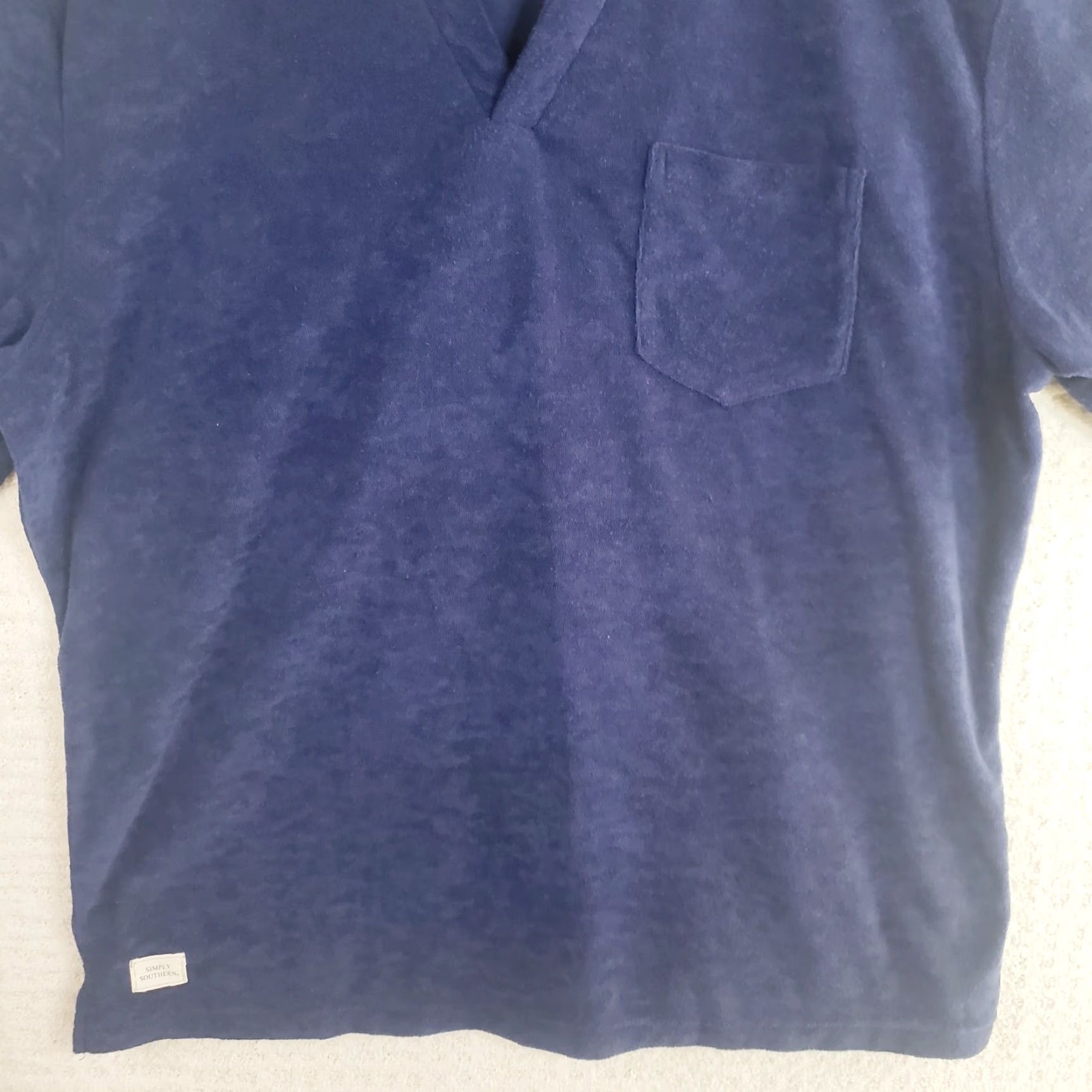 Vintage Simply Southern Men's XL Navy Blue Terry Cloth Polo V-Neck Pocket Short Sleeve Shirt Size US XL / EU 56 / 4 - 2 Thumbnail