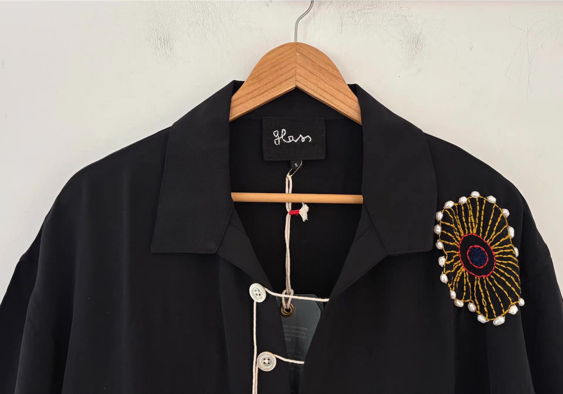 Glass Cypress Glass Cypress Men's Silk Embroidered Shirt Ｑ21 Size US S / EU 44-46 / 1 - 8 Thumbnail
