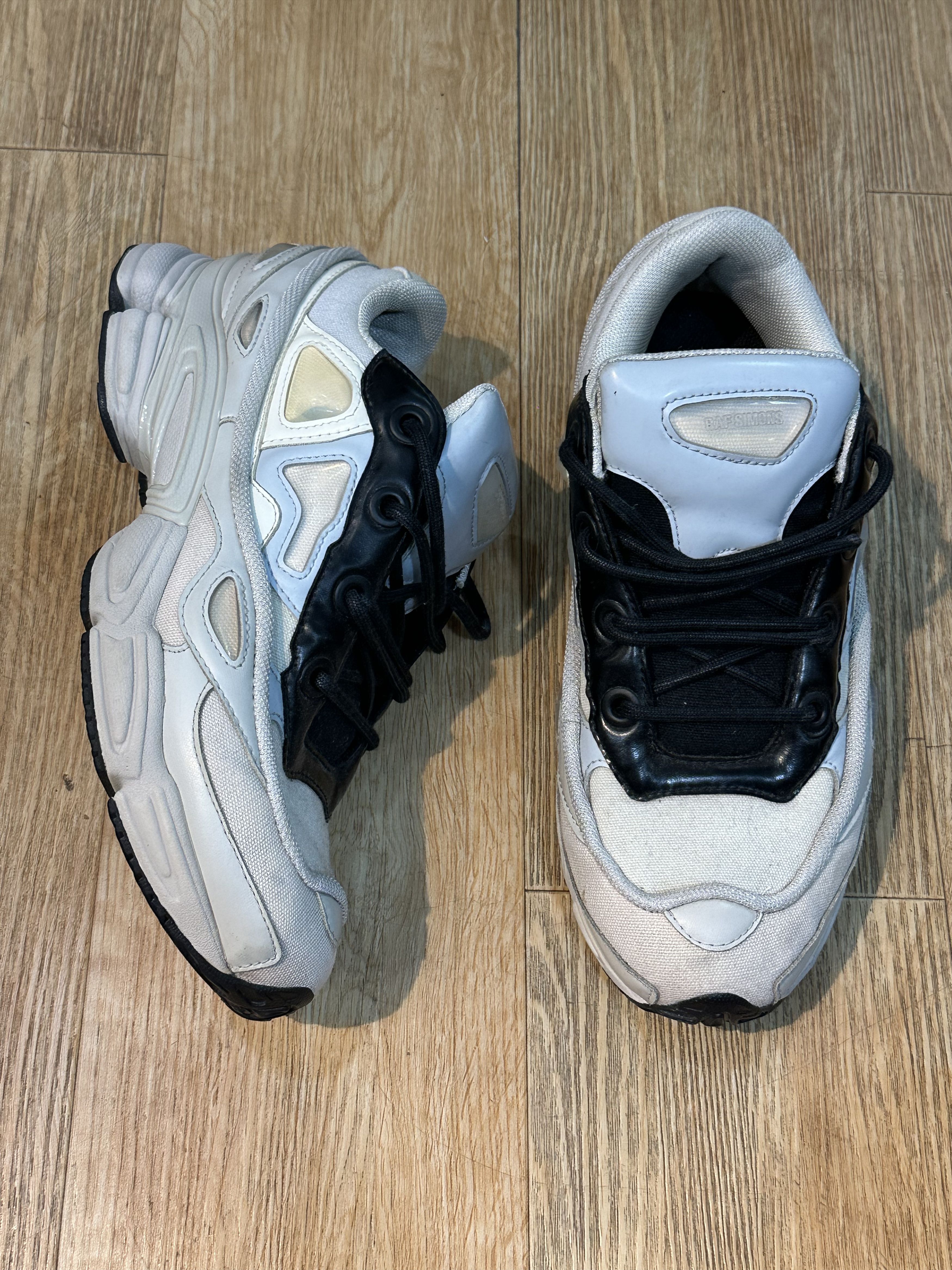 Adidas × Raf Simons raf simons x adidas Ozweego Size US 8.5 / EU 41-42 - 4 Thumbnail