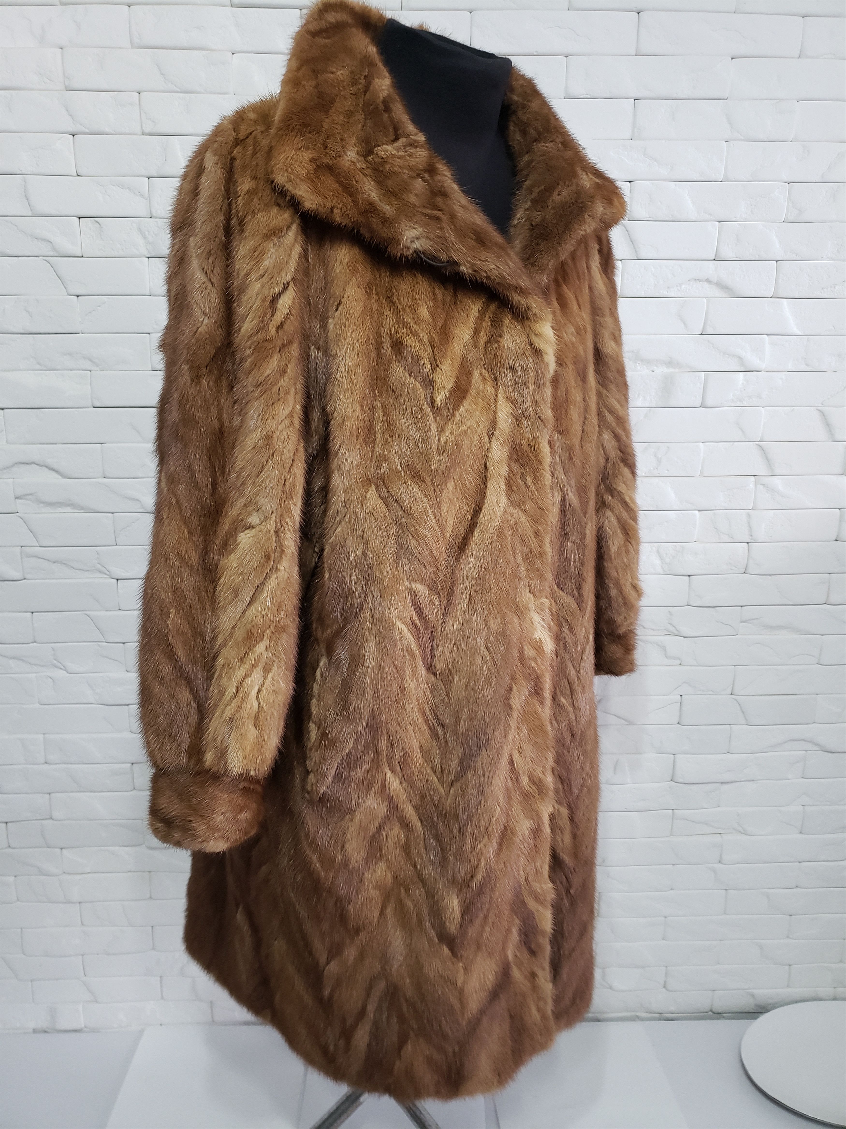 Genuine Leather × Uniqlo Stylish brown women's mink coat. Size XXL / US 16-18 / IT 52-54 - 3 Thumbnail