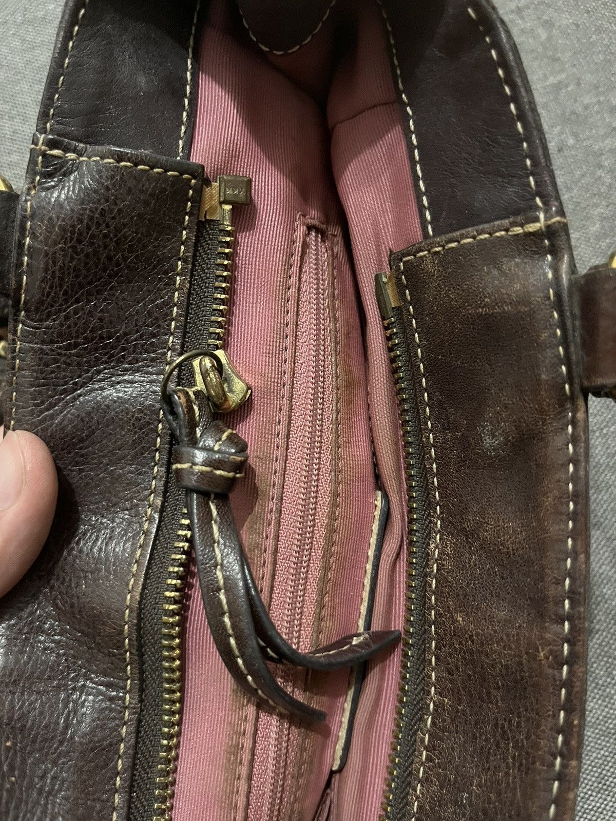 Coach ❌SOLD❌Vtg’ Coach 2000s shoulder bag🤎 Size ONE SIZE - 6 Thumbnail
