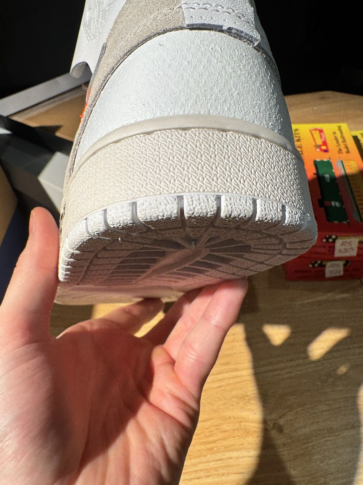 Nike × Off-White × Virgil Abloh Off White x Air Jordan 1 Retro High OG Euro Chicago Virgil Size US 10 / EU 43 - 7 Thumbnail