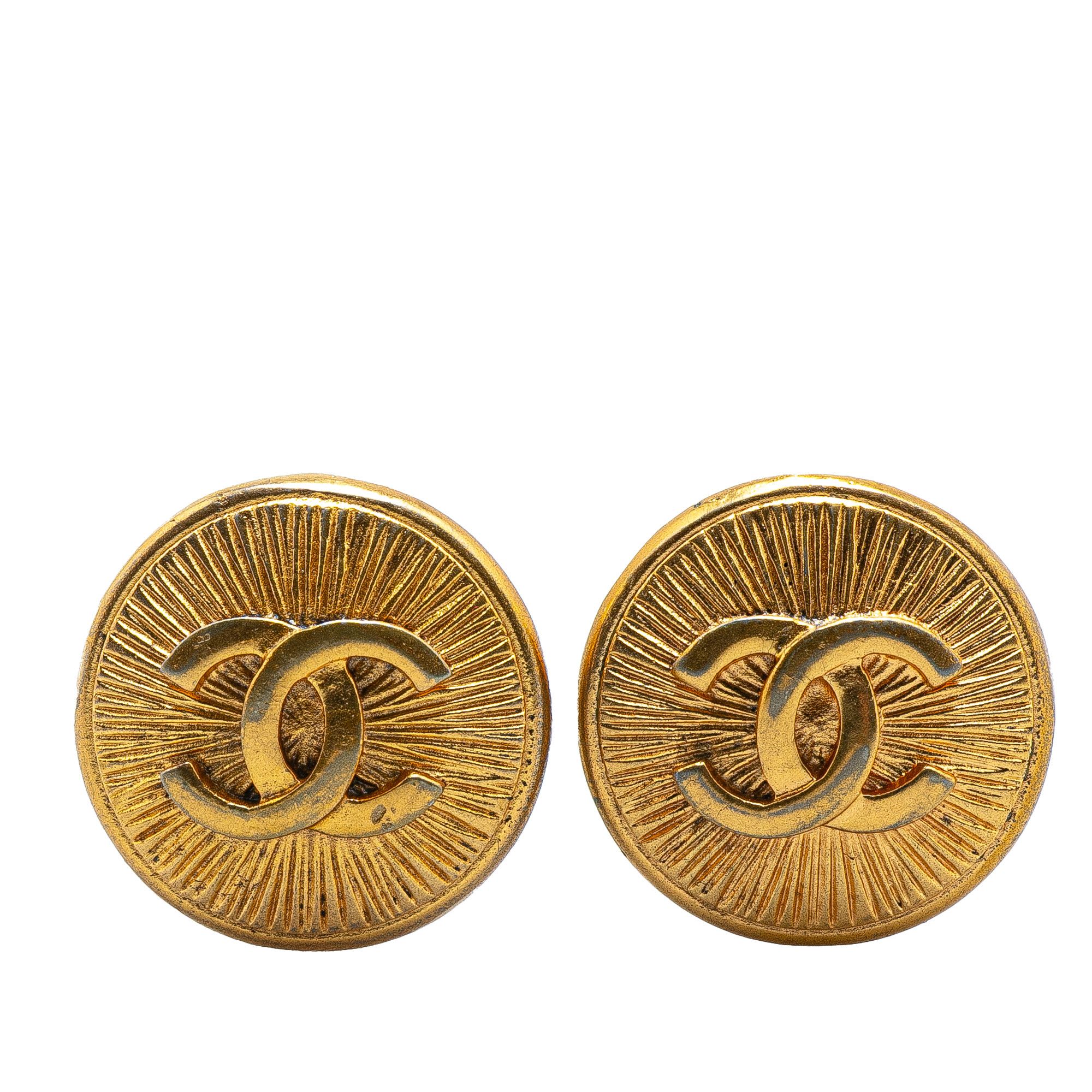 Chanel Chanel Gold Plated CC Round Clip on Earrings Size ONE SIZE - 1 Thumbnail