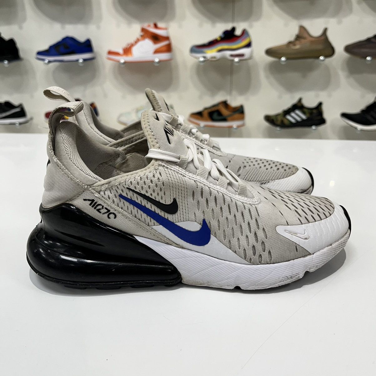 Nike Nike Air Max 270 White Black Hyper Royal (GS) Size US 5 / EU 37 - 6 Thumbnail