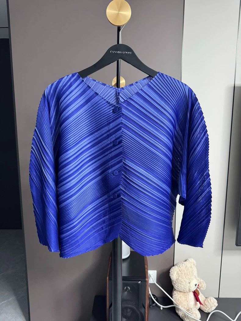 Issey Miyake Issey Miyake size:3 Blue twill cardigan Size S / US 4 / IT 40 - 1 Thumbnail