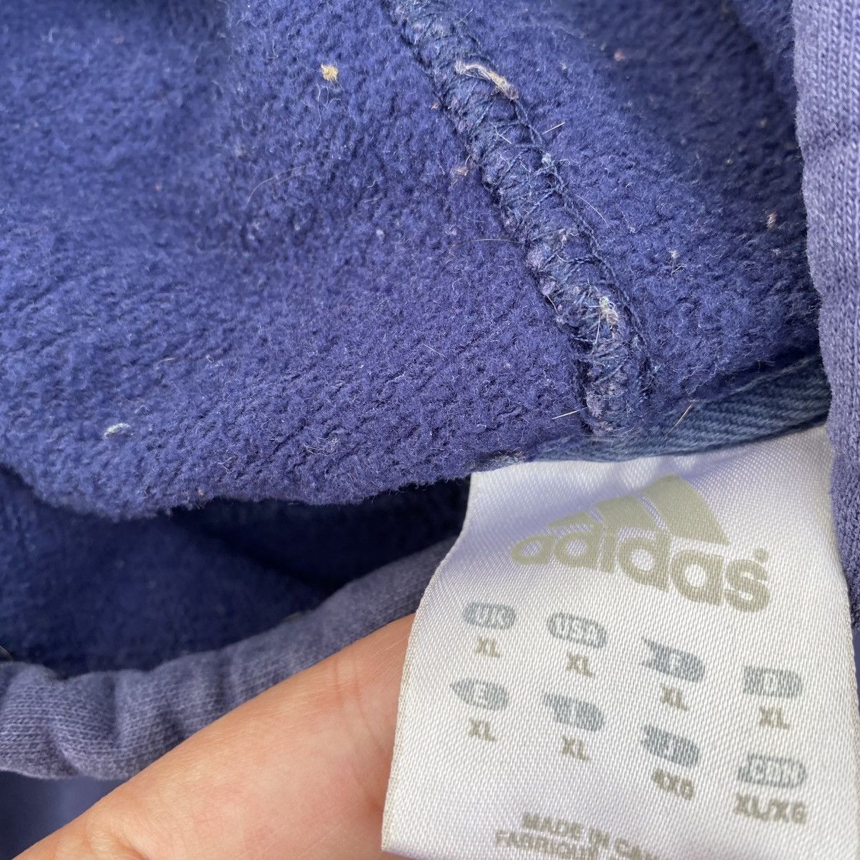 Adidas RARE Adidas Old English Spellout Distressed Hoodie 2002 Size US XL / EU 56 / 4 - 8 Thumbnail
