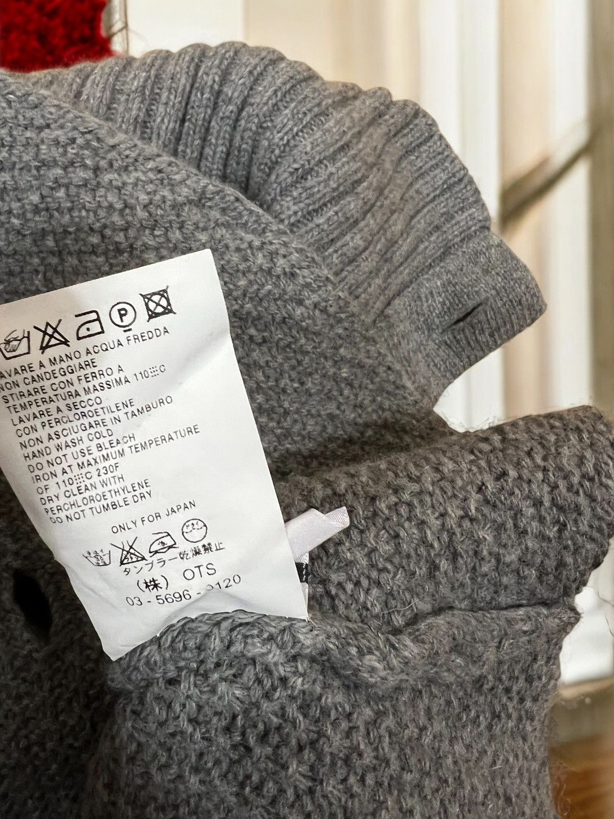 Weekend Max Mara Max Mara Weekend grey poncho size S wool blend Size S / US 4 / IT 40 - 7 Thumbnail