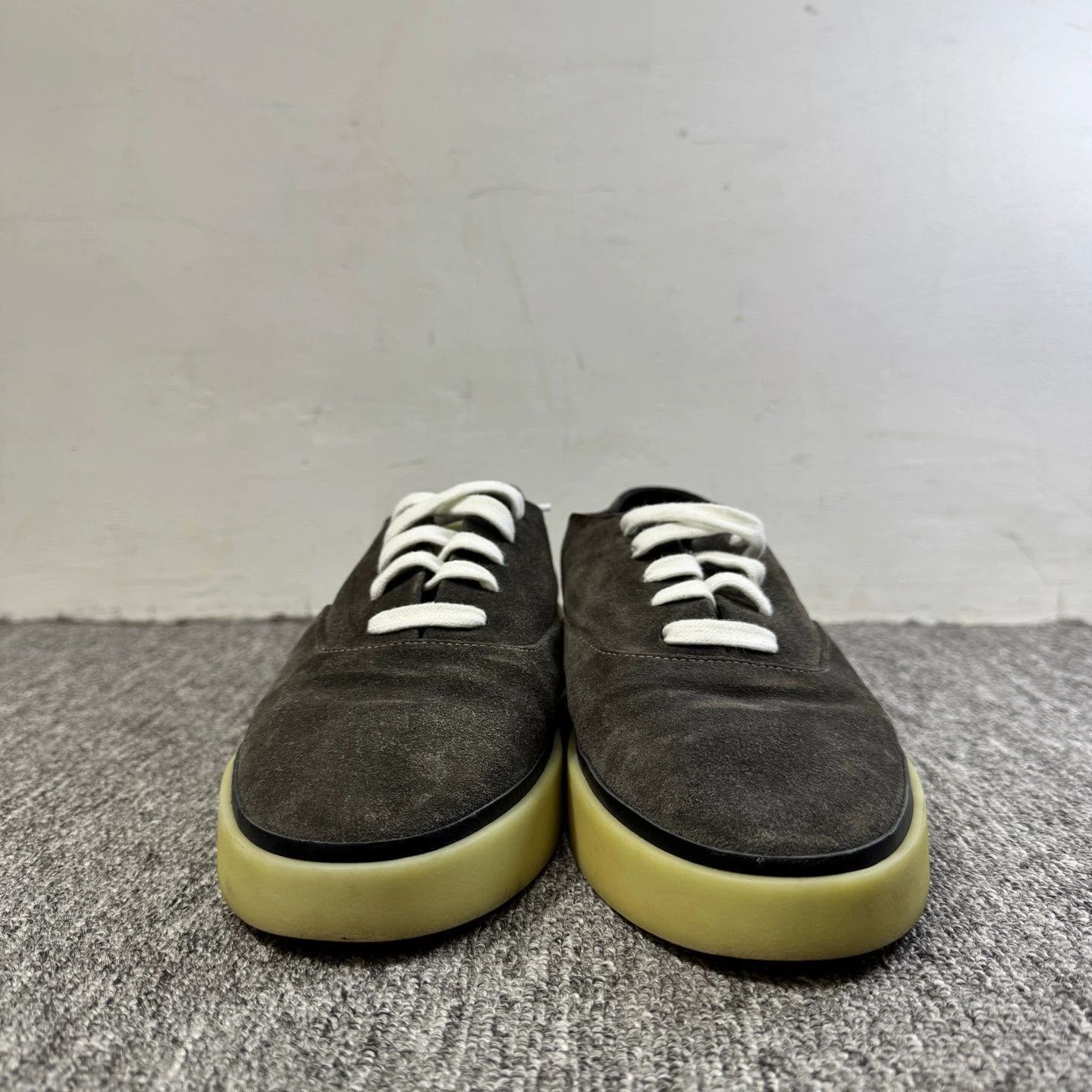 Fear of God Black Low-Top Sneakers with Yellow Sole Size 9. Size US 9 / EU 42 - 2 Thumbnail