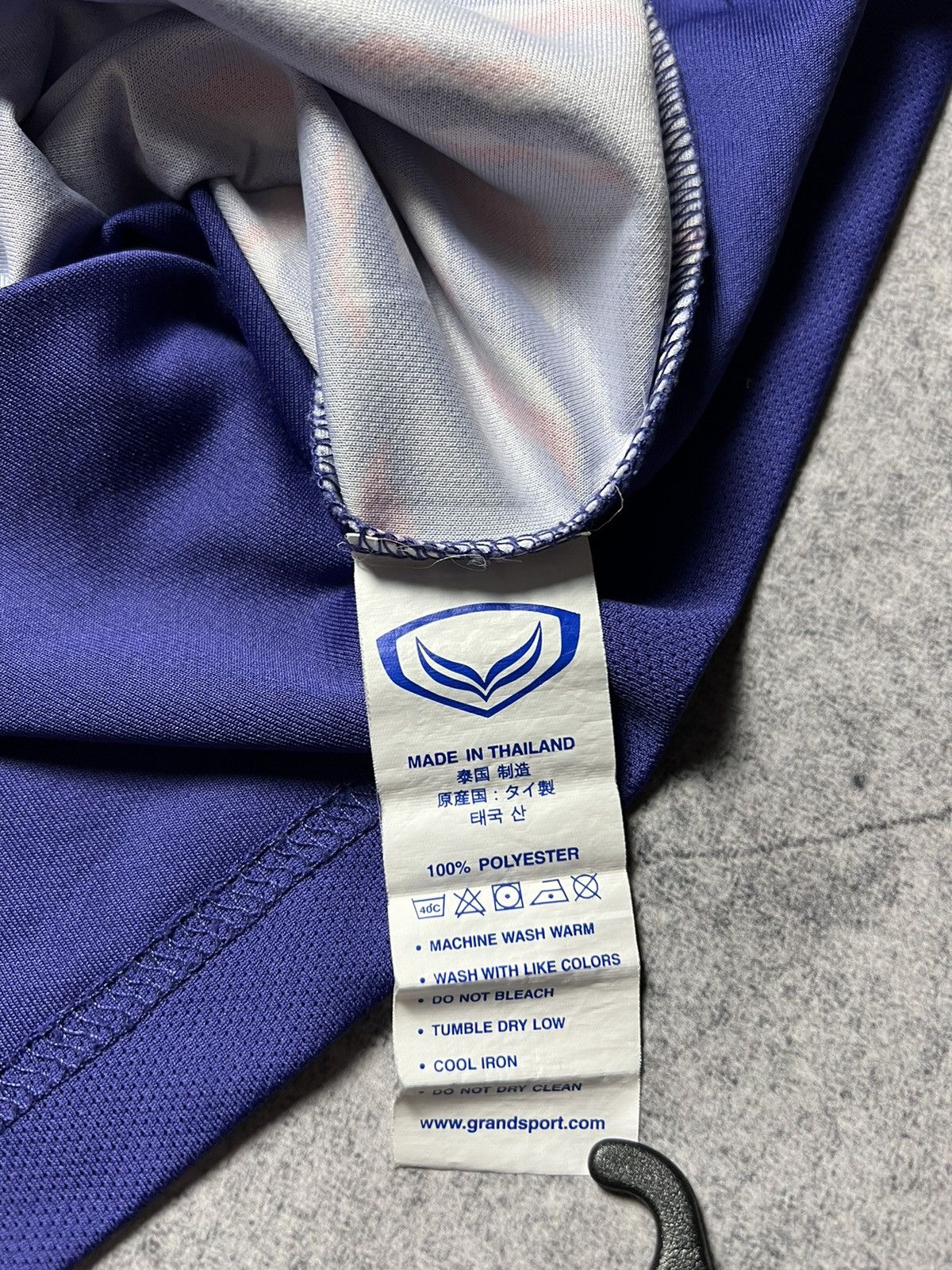 Vintage Vintage Thailand National Team Blockcore Style Soccer Jersey Size US L / EU 52-54 / 3 - 6 Thumbnail