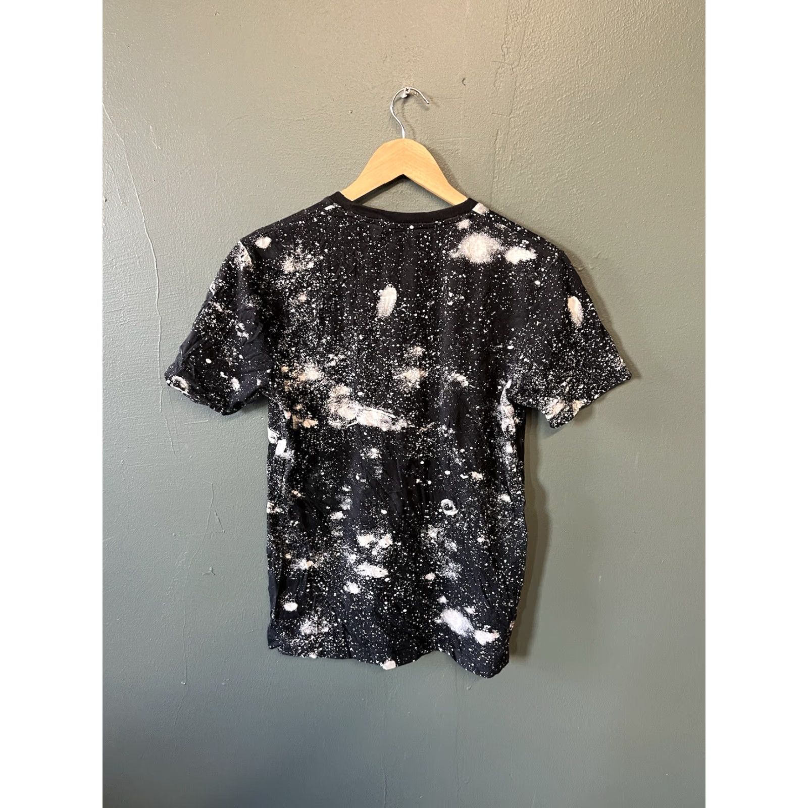 Uniqlo Saint Seiya x Uniqlo Mens Short Sleeve T-Shirt Graphic Print Black Medium Size US 31 - 2 Thumbnail