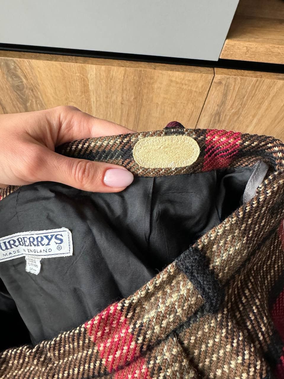 Burberry Vintage Burberrys Wool Checkered Scotland Skirt Size 30" / US 8 / IT 44 - 5 Thumbnail
