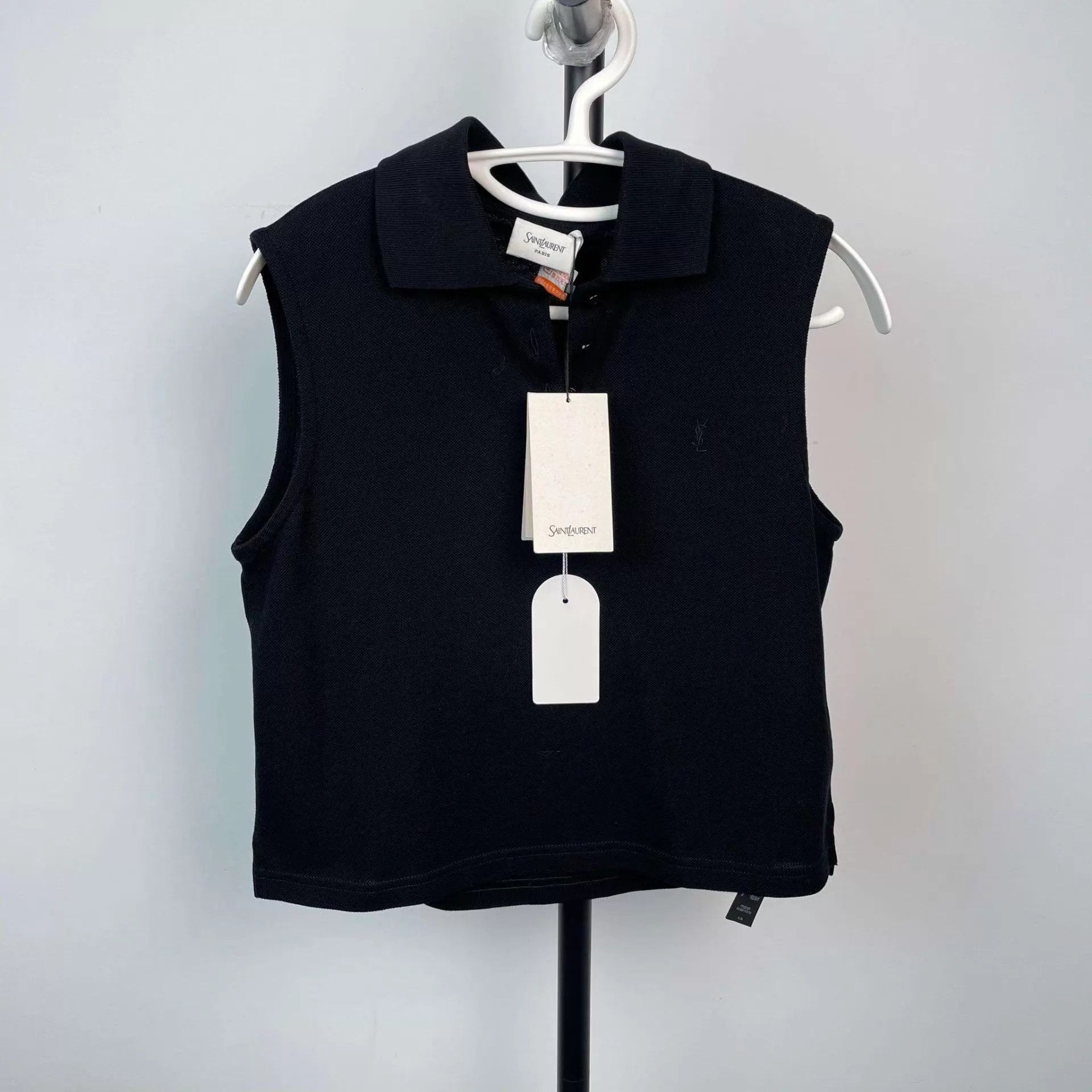 Yves Saint Laurent YSL Black Vest S Size US S / EU 44-46 / 1 - 1 Thumbnail