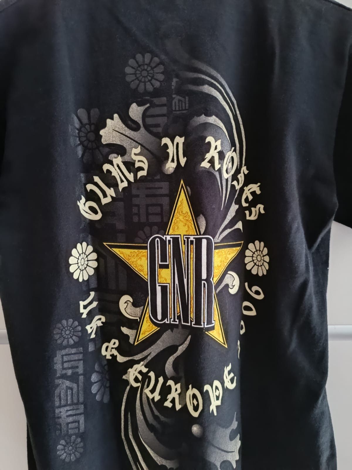 Guns N' Roses Guns N' Roses Tour 2006 Vintage T-Shirt Size US S / EU 44-46 / 1 - 4 Thumbnail