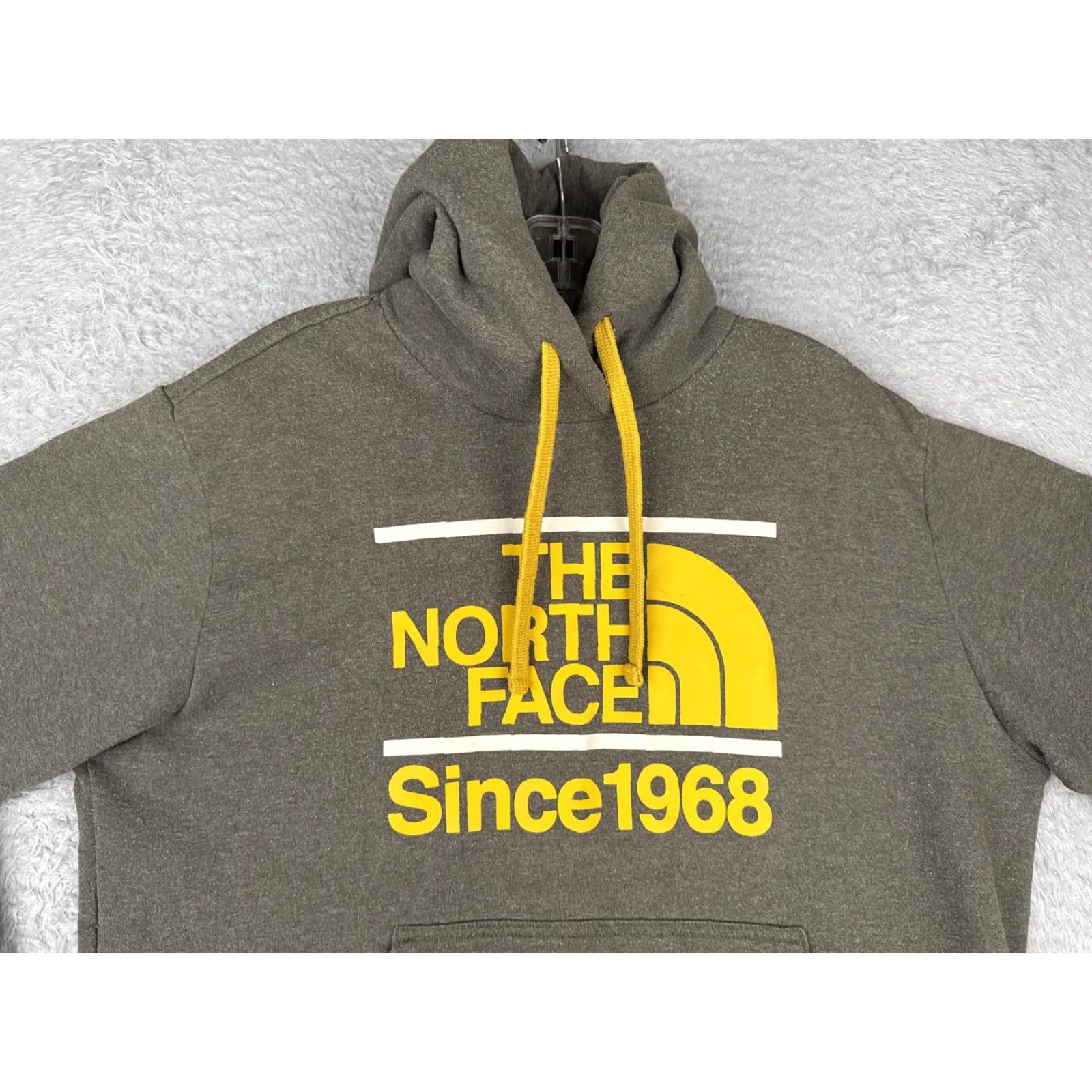 The North Face VINTAGE The North Face Hoodie Mens Large Gray Since 1968 Graphic Pullover Sweater Size US L / EU 52-54 / 3 - 4 Thumbnail