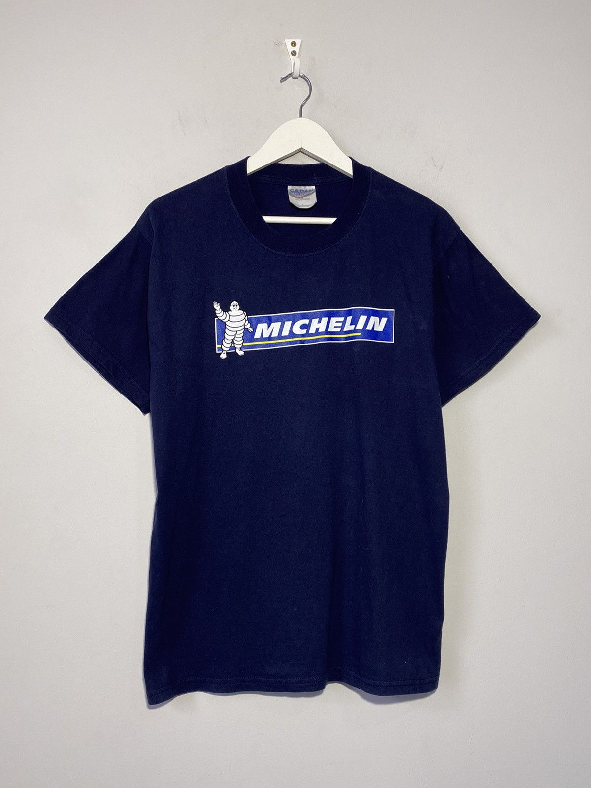 Formula 1 × Vintage Vintage 00s Michelin streetwear style racing graphic T-shirt Size US L / EU 52-54 / 3 - 1 Thumbnail