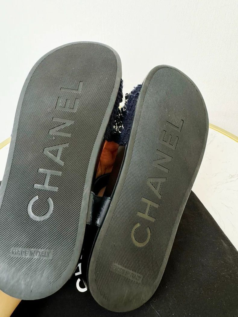 Chanel Chanel Chain Slide Sandals Size 36 -2505 Size US 6 / IT 36 - 6 Thumbnail