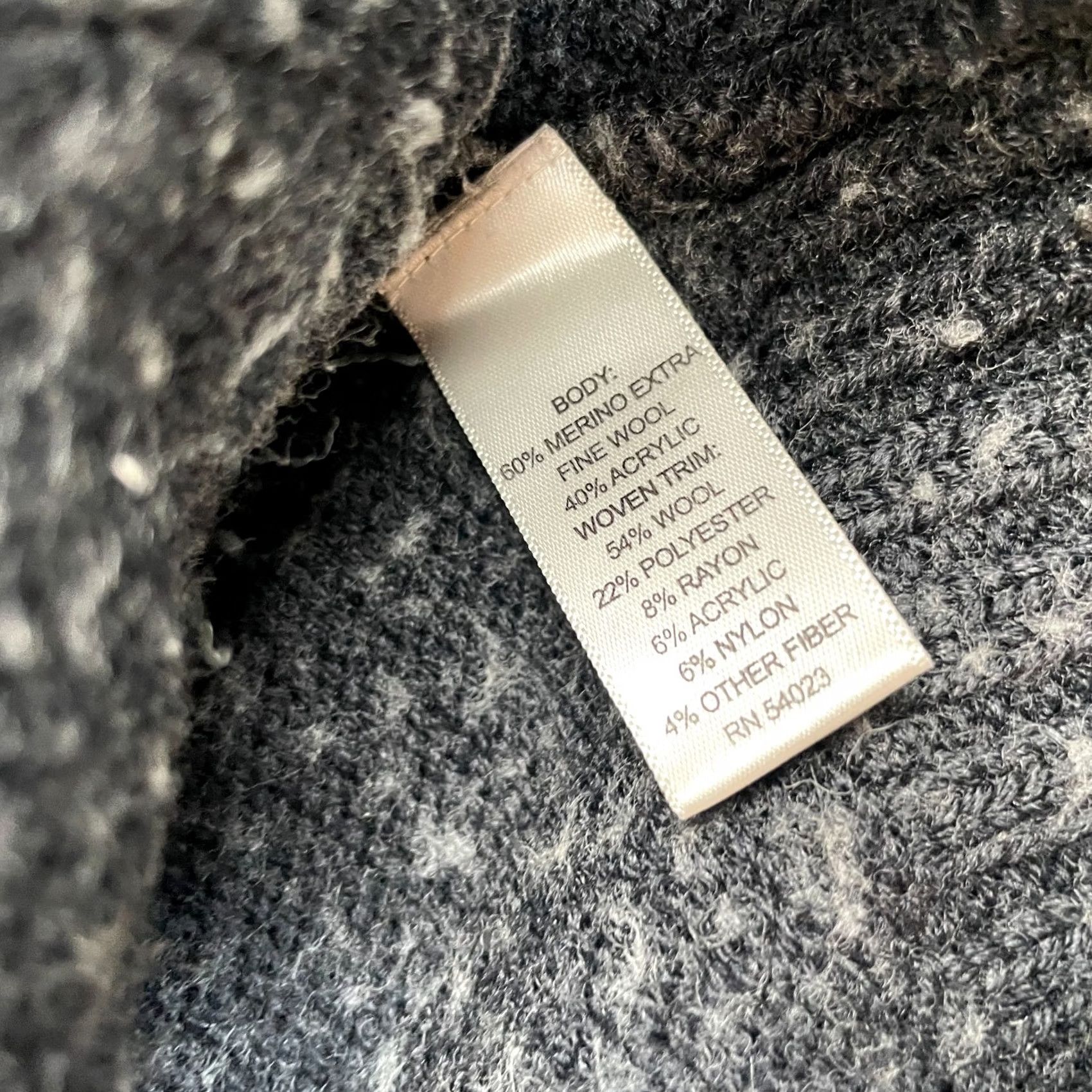Banana Republic Banana Republic Sweater Mens M Gray Merino Extra Fine Wool Blend Full Zip Knit Full Zip Fashion Pockets Size US M / EU 48-50 / 2 - 4 Thumbnail