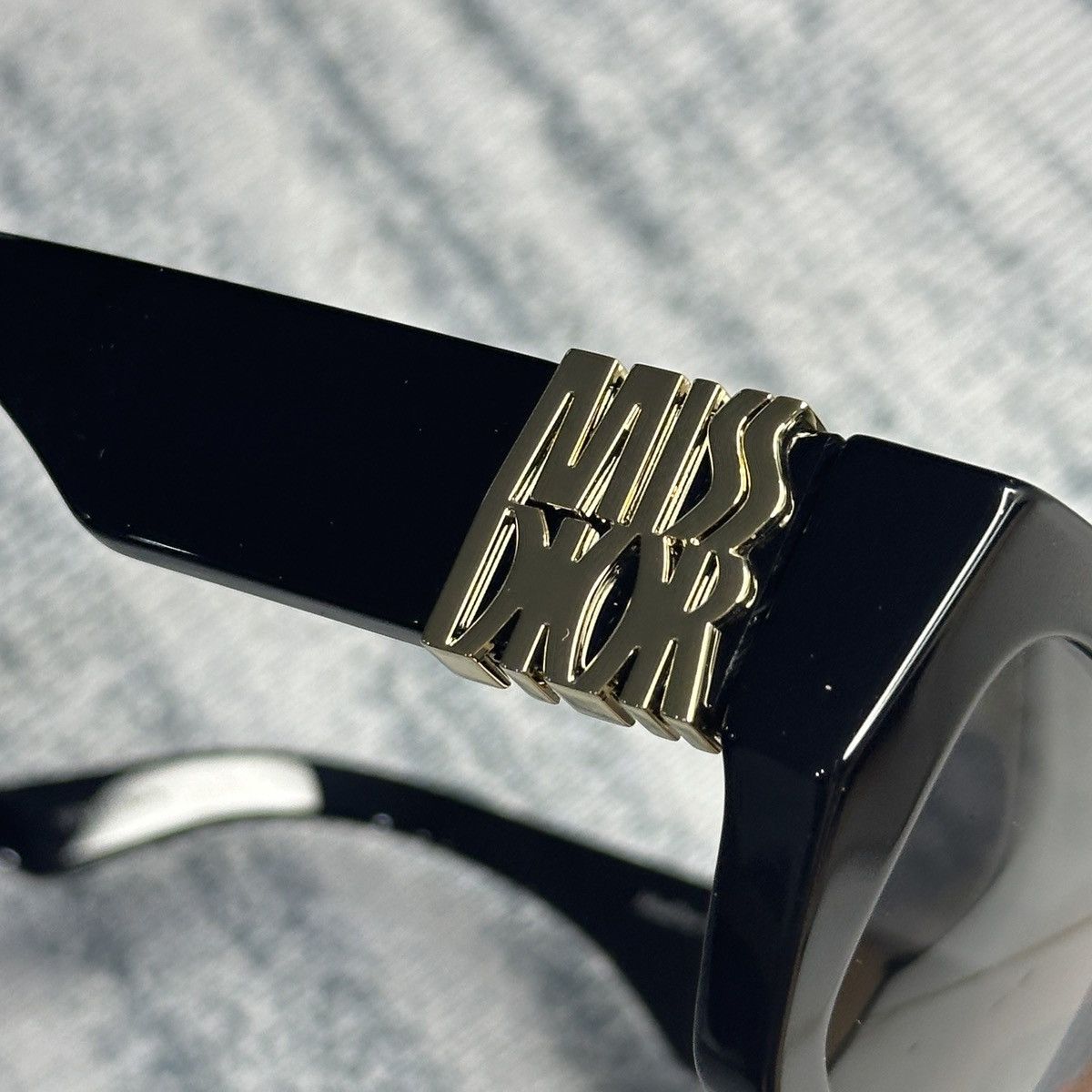 Dior DIOR MISSDIOR S1I 10A0 SUNGLASSES Size ONE SIZE - 5 Thumbnail