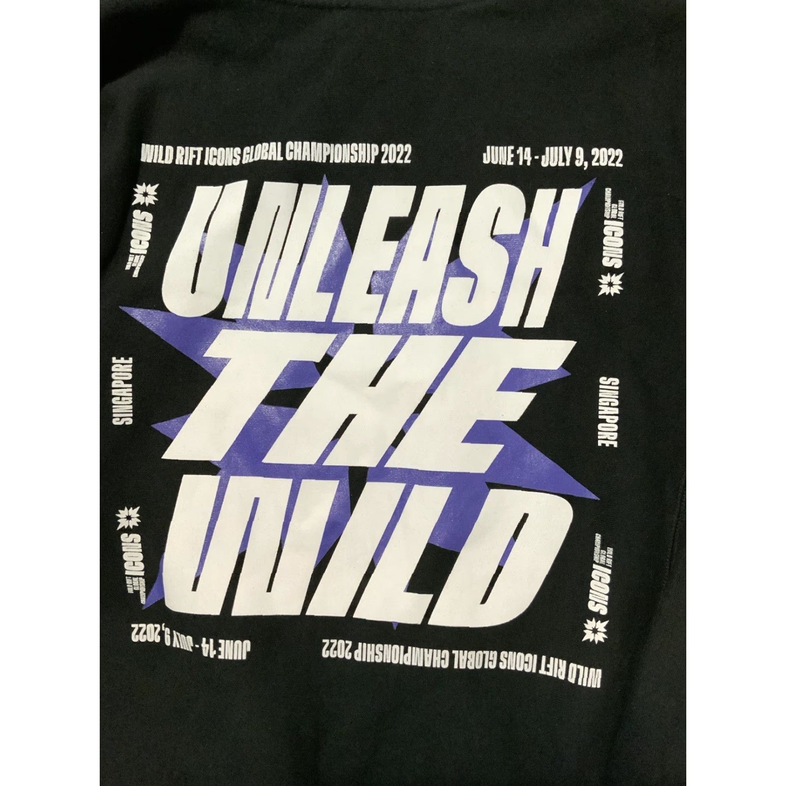 Vintage VINTAGE League Of Legends Wild Rift Icons Global Championship Unleash The Wild Hoodie S Mens Black Pullover Small Size US S / EU 44-46 / 1 - 4 Thumbnail