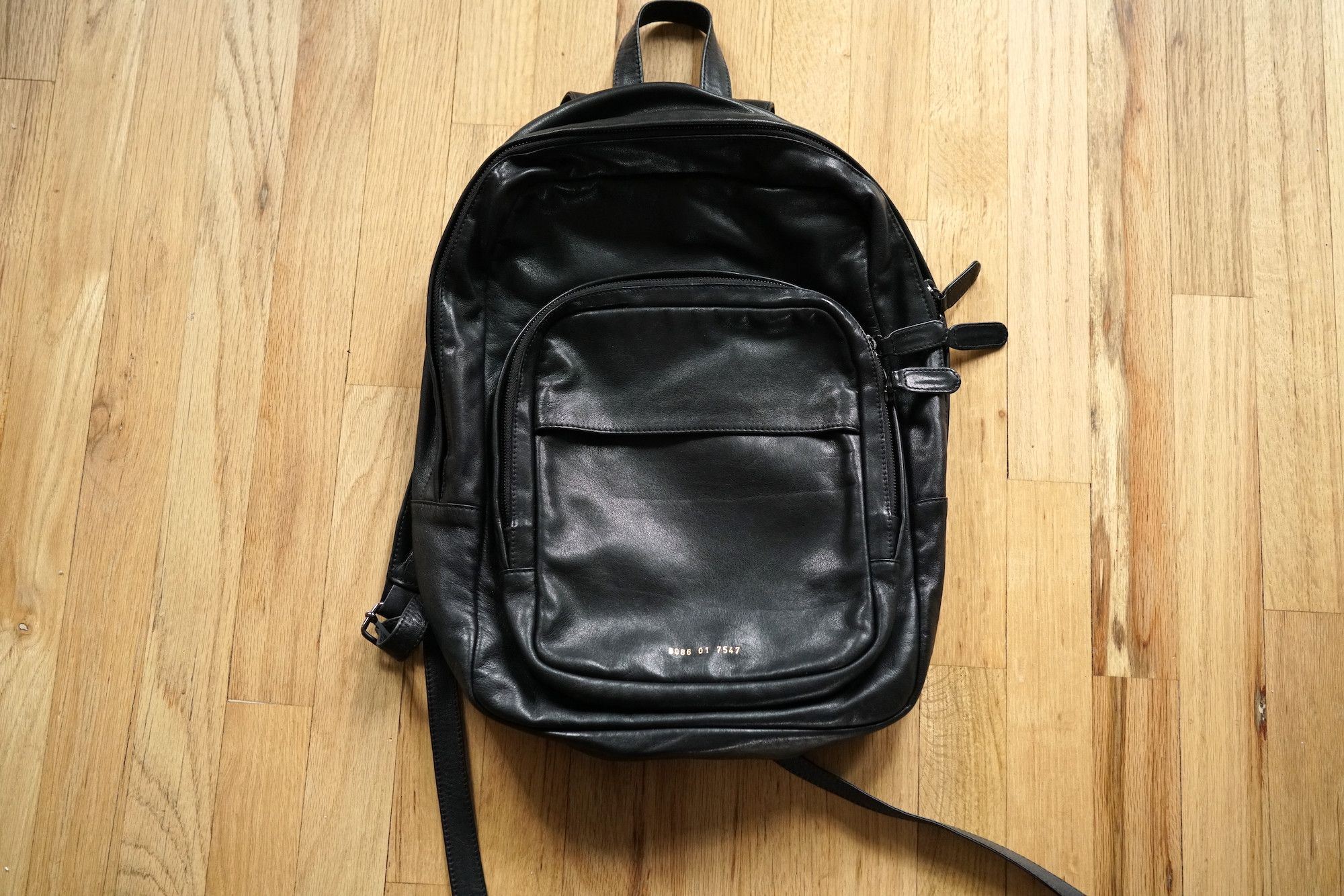 common projects black leather backpack Dossier Embrace luxury and versatility with our Gala Collections leather backpack—a symbol of refined craftsmanship and everyday practicality Common Projects Black Leather Sneakers