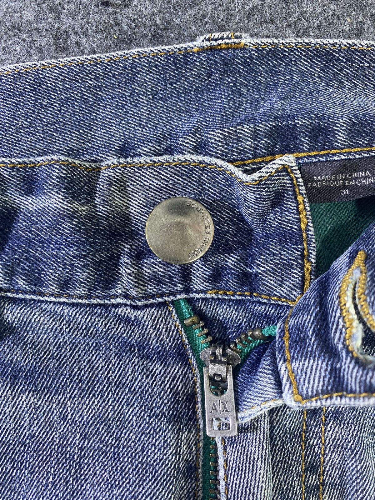 Armani Exchange × Jean Armani Exchange Blue Wash Jeans-J949 Size US 33 - 7 Thumbnail