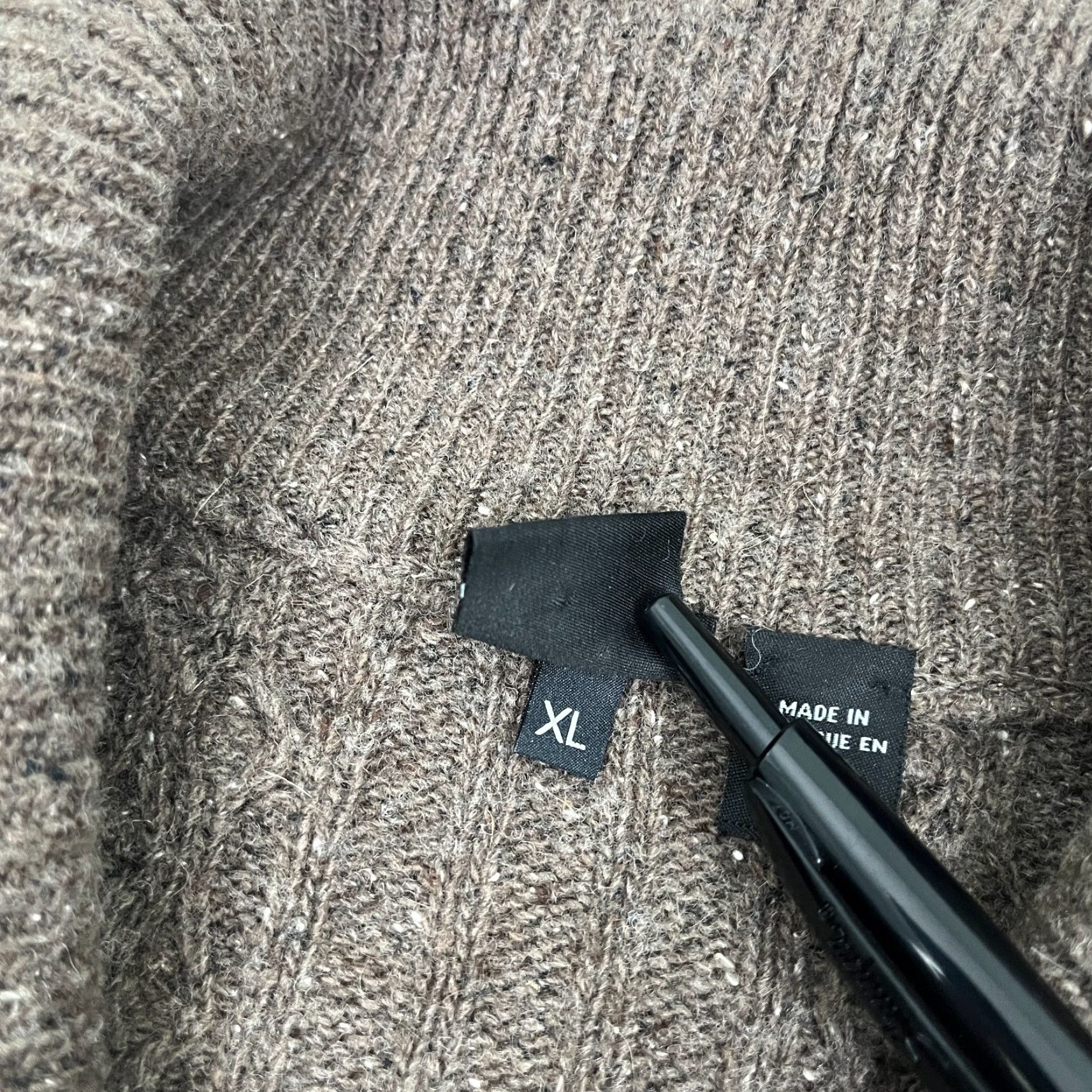 Hugo Boss Hugo Boss Sweater Mens XL Slim Fit Wool Silk Anogra Shawl Collar Pullover Preppy Size US XL / EU 56 / 4 - 3 Thumbnail