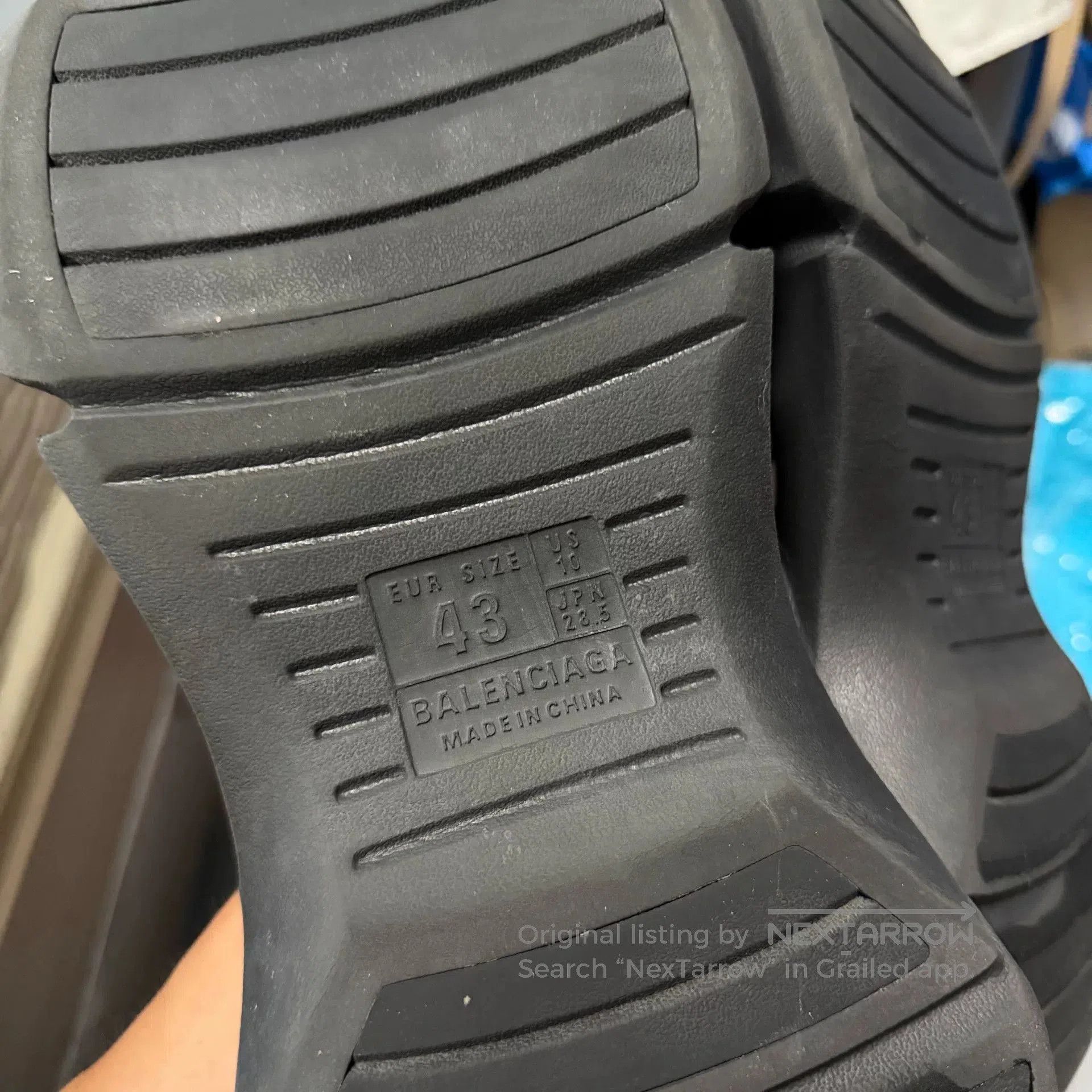 Balenciaga Balenciaga Molded Beach Slide Sandals. Size US 10 / EU 43 - 6 Thumbnail