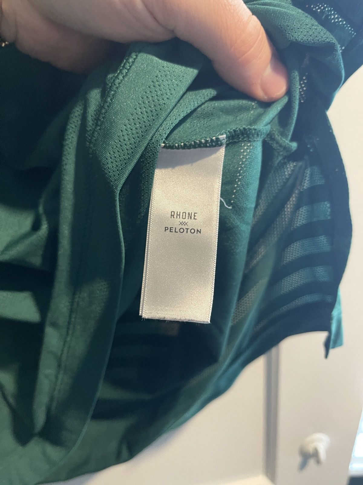 Peloton × Rhone Peloton x Rhone cut off shirt size large Size US L / EU 52-54 / 3 - 3 Thumbnail