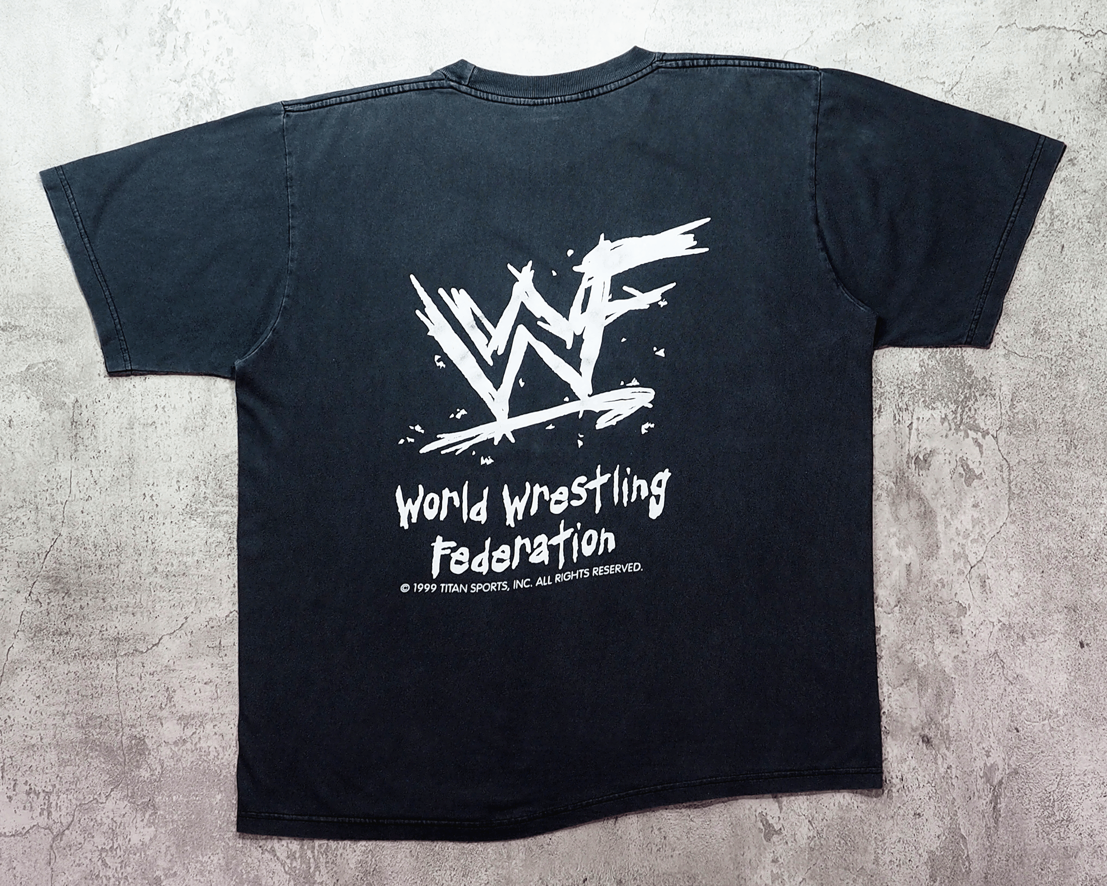 Vintage Vintage 1999 WWF RAW IS WAR The Rock VS Steve Austin Shirt L Size US L / EU 52-54 / 3 - 5 Thumbnail