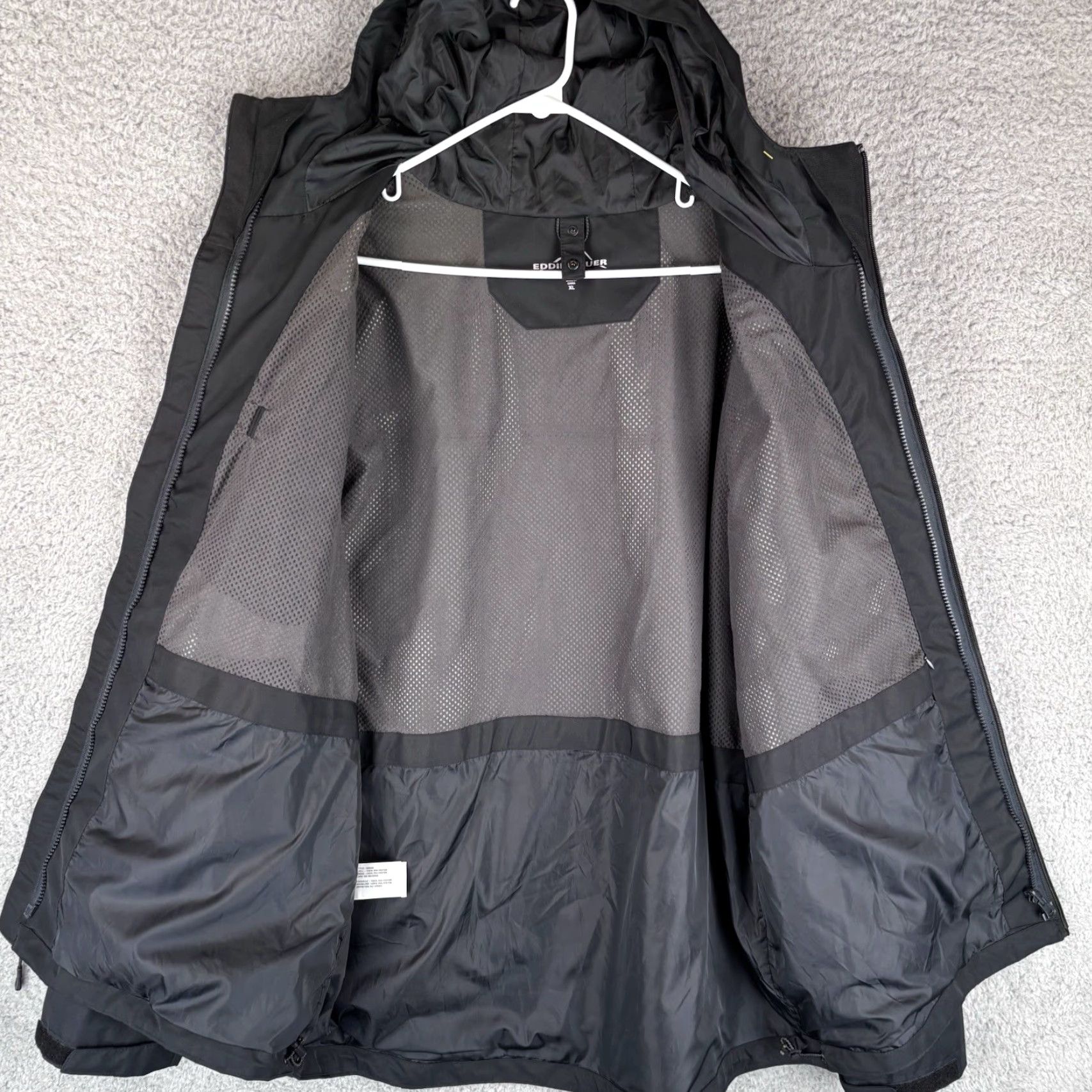 Eddie Bauer VINTAGE not included; cannot add new info. Please provide the original title to generate the optimized version. Size US XL / EU 56 / 4 - 4 Thumbnail