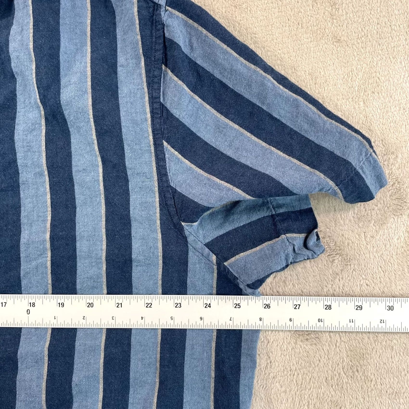 Banana Republic BANANA REPUBLIC Camp Shirt Men XL Blue Striped Linen Blend Loop Collar Vacation Shirt Size US XL / EU 56 / 4 - 5 Thumbnail