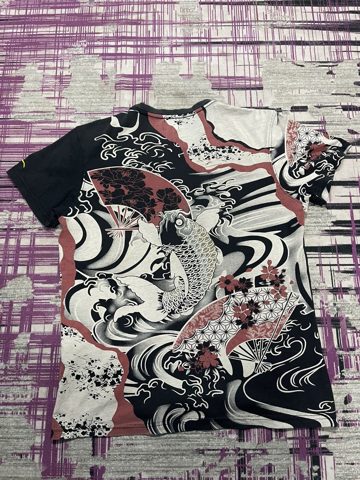 Evisu VINTAGE EVISU KOI FISH TEE VERY RARE Size US M / EU 48-50 / 2 - 1 Thumbnail