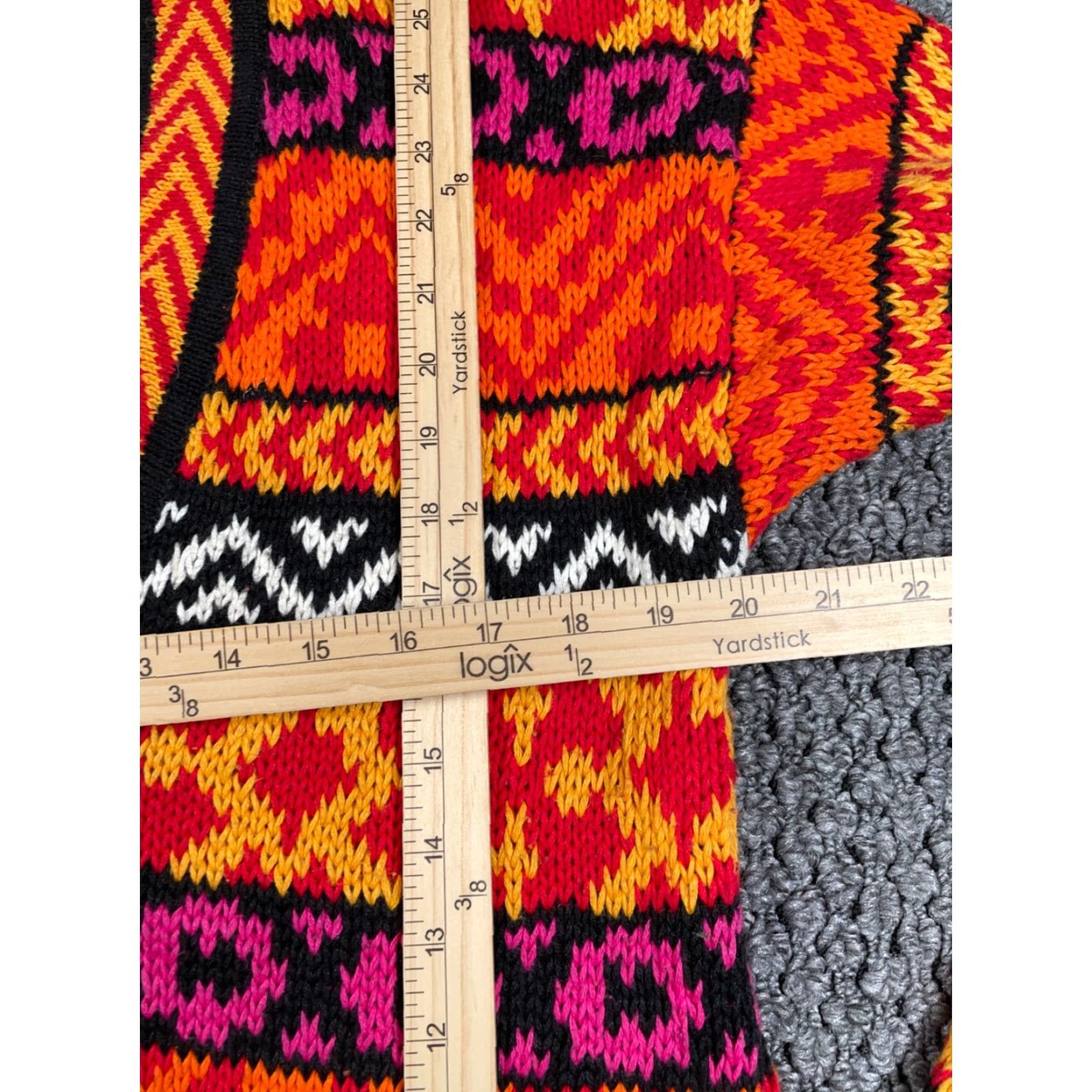 Pinko Vintage Women's Large Orange Pink Geometric Chunky Knit V-Neck Sweater 90s Retro Hipster Fall Winter Size L / US 10 / IT 46 - 7 Thumbnail