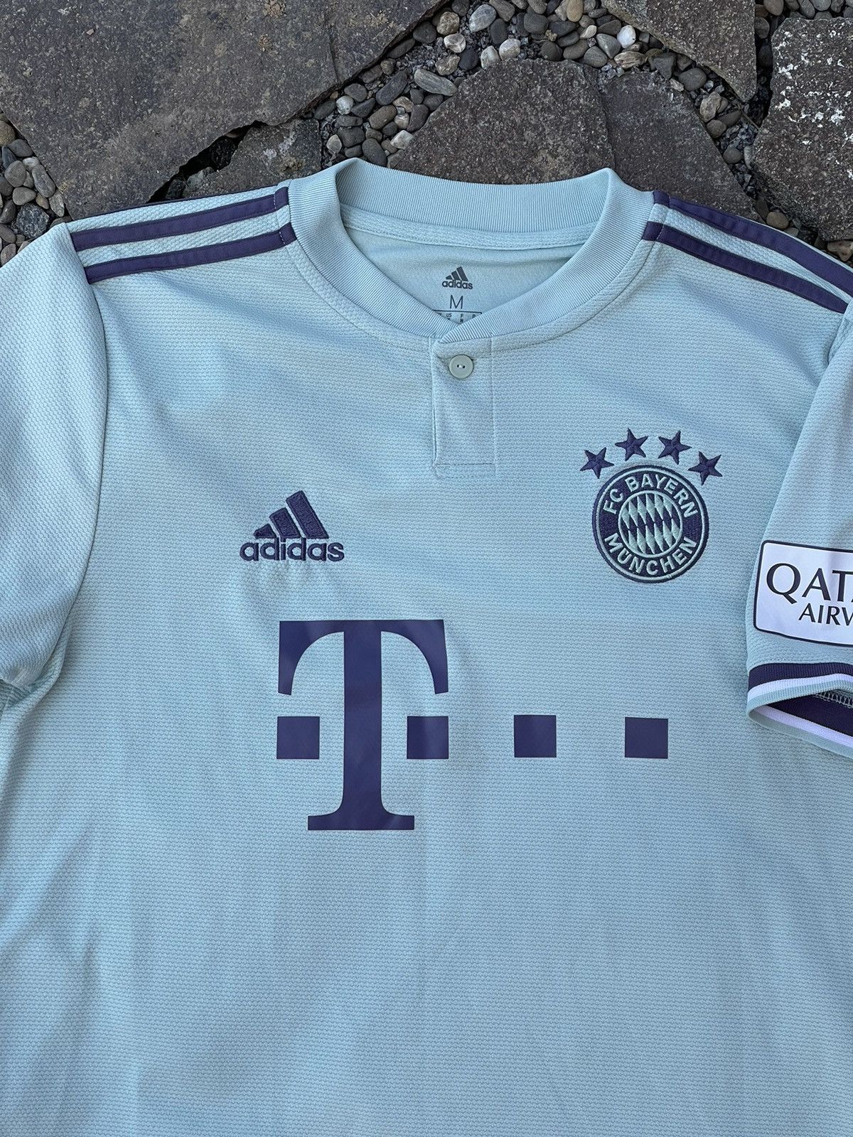 Adidas 2018 Adidas Bayern Munchen soccer jersey Size US M / EU 48-50 / 2 - 5 Thumbnail