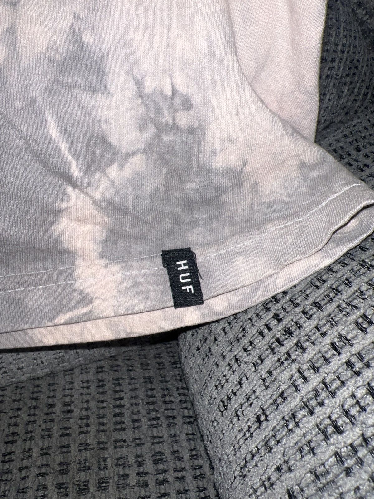 Huf Huf Pot Leaf LS Tee Size US XL / EU 56 / 4 - 3 Thumbnail